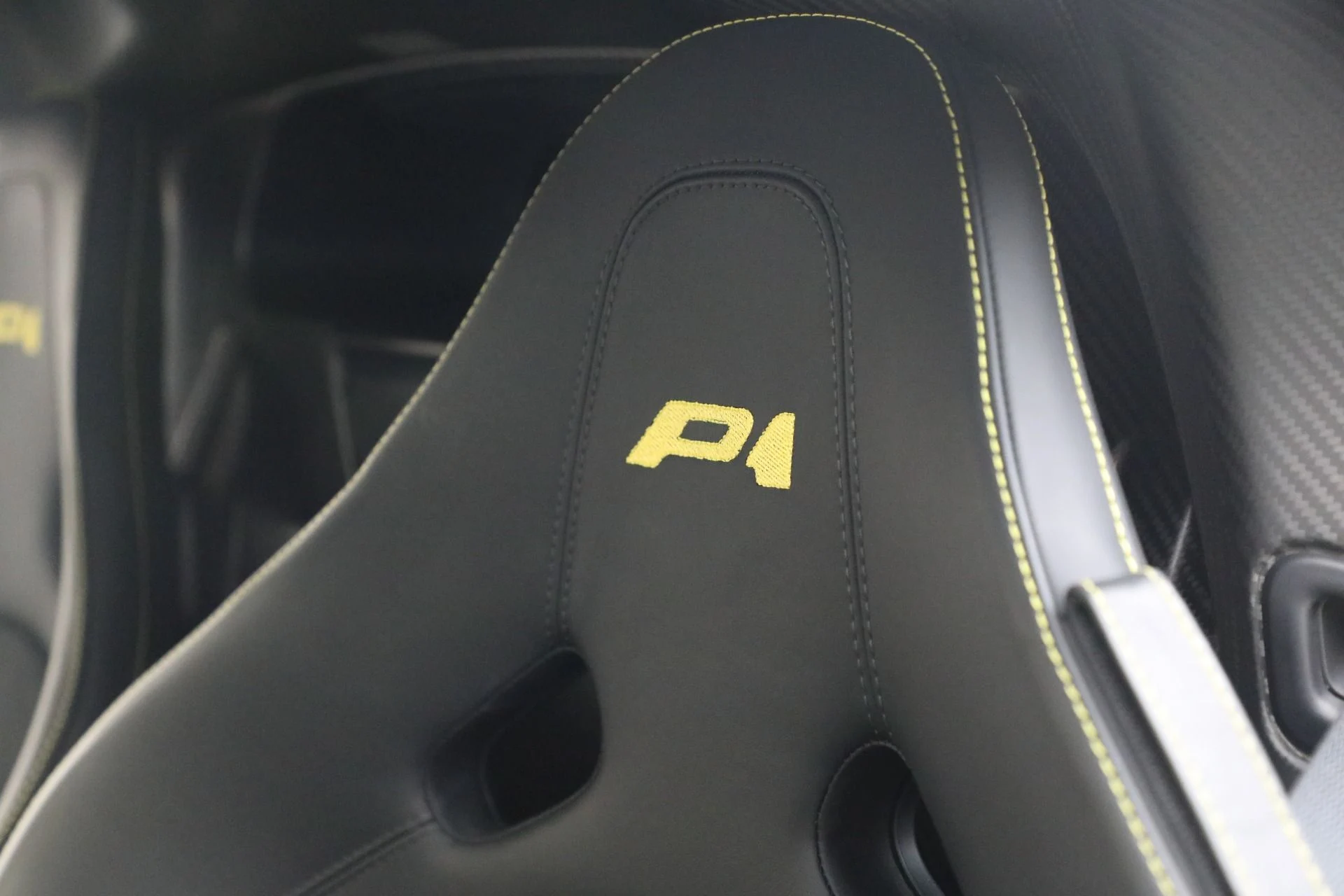 mph026_671946993_Used_2015_Mc_Laren_P1_154ec9d912