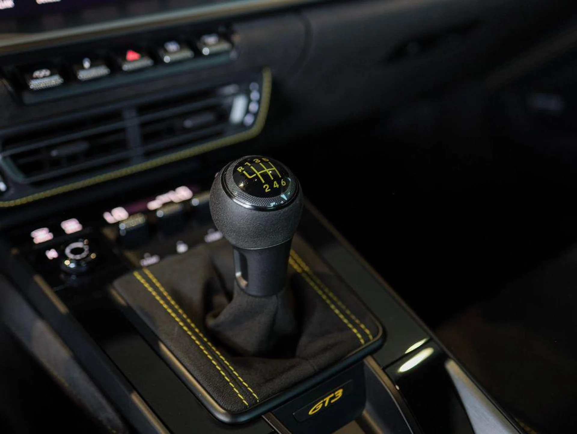 mph026_673372827_Gds_M_Iw_zvo_D5_O_Sslb1x_Zn_Vf_Dlc_0e267df1ae