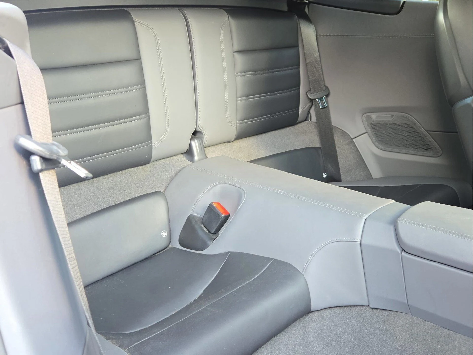 mph026_679526020_05279b988d1f7ab98b39e57e6bde0870x_fc7bef9182