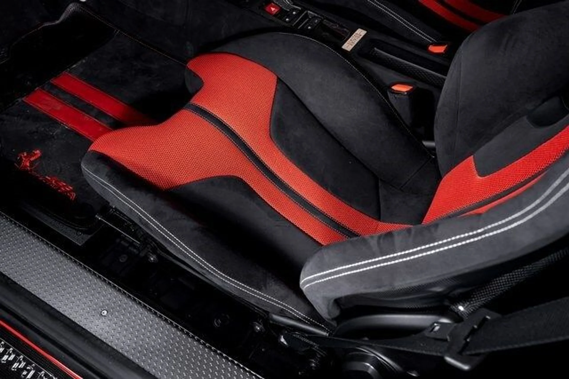 mph026_680440097_2d1d95d57f55e5ef38fa525394cb3a43x_a748bca4b1