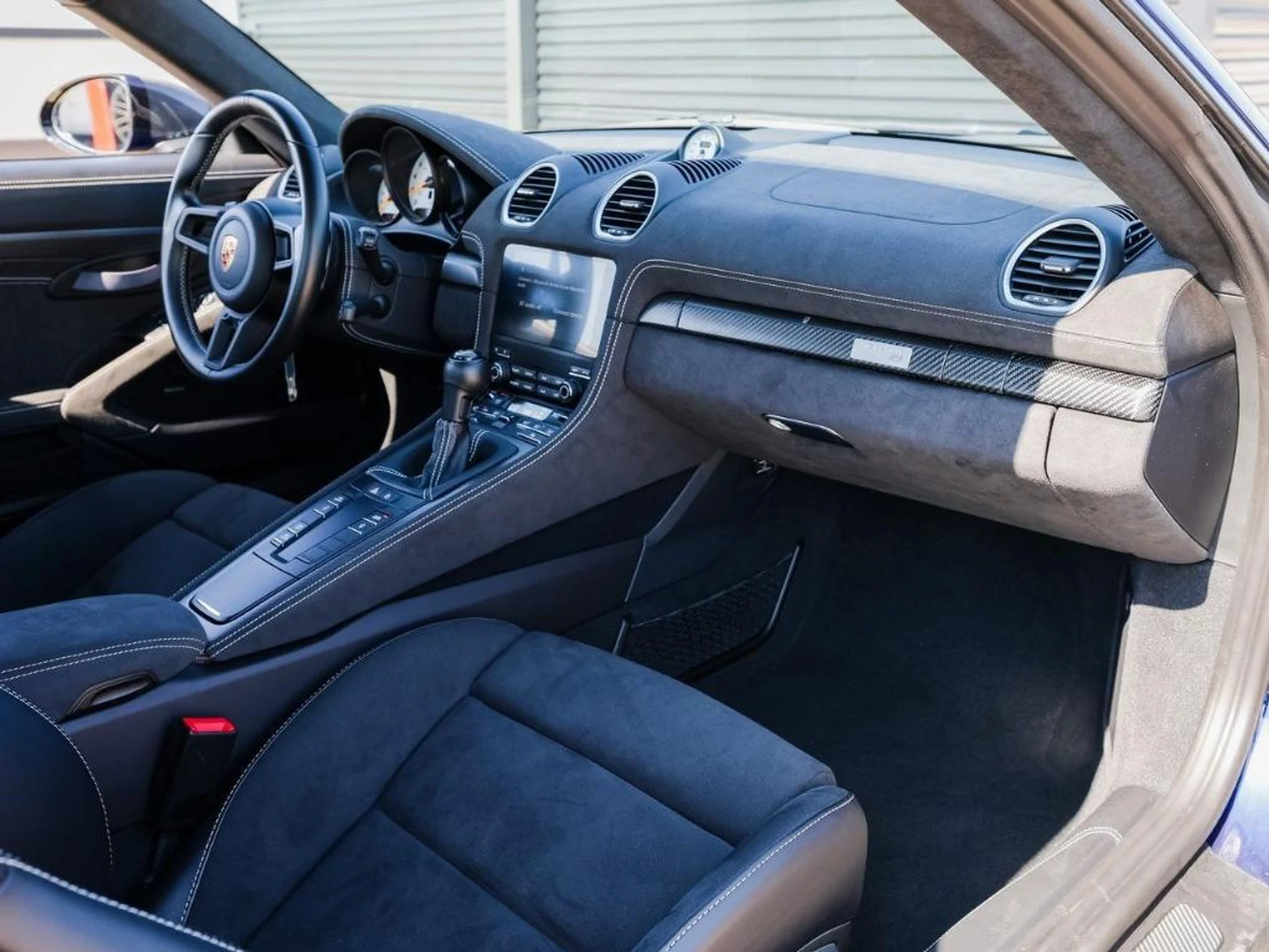 mph026_688977604_nw0_T_Gp_SK_Li_Jv2_Dvuher3_MO_2x7_Mw_f3f6b02fe0