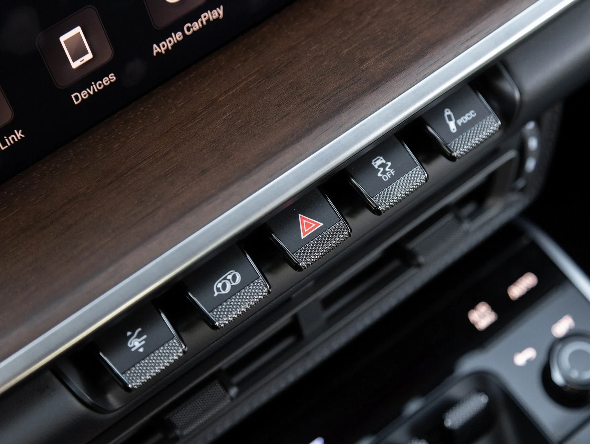 mph026_692269800_27_01a2d88b8d