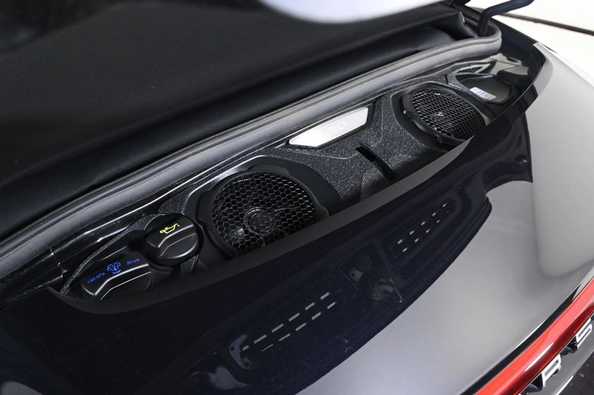 mph026_692814635_07d9d6d89d62b714c4162f088035ead4x_569d5013fb