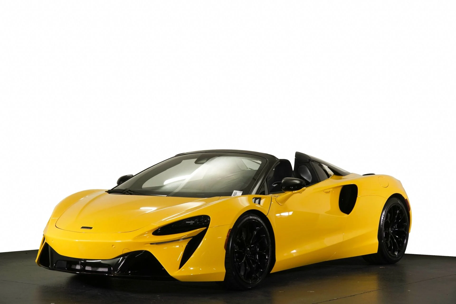 mph026_693523633_Used_2025_Mc_Laren_Artura_Spider_1768807738_736255aa11