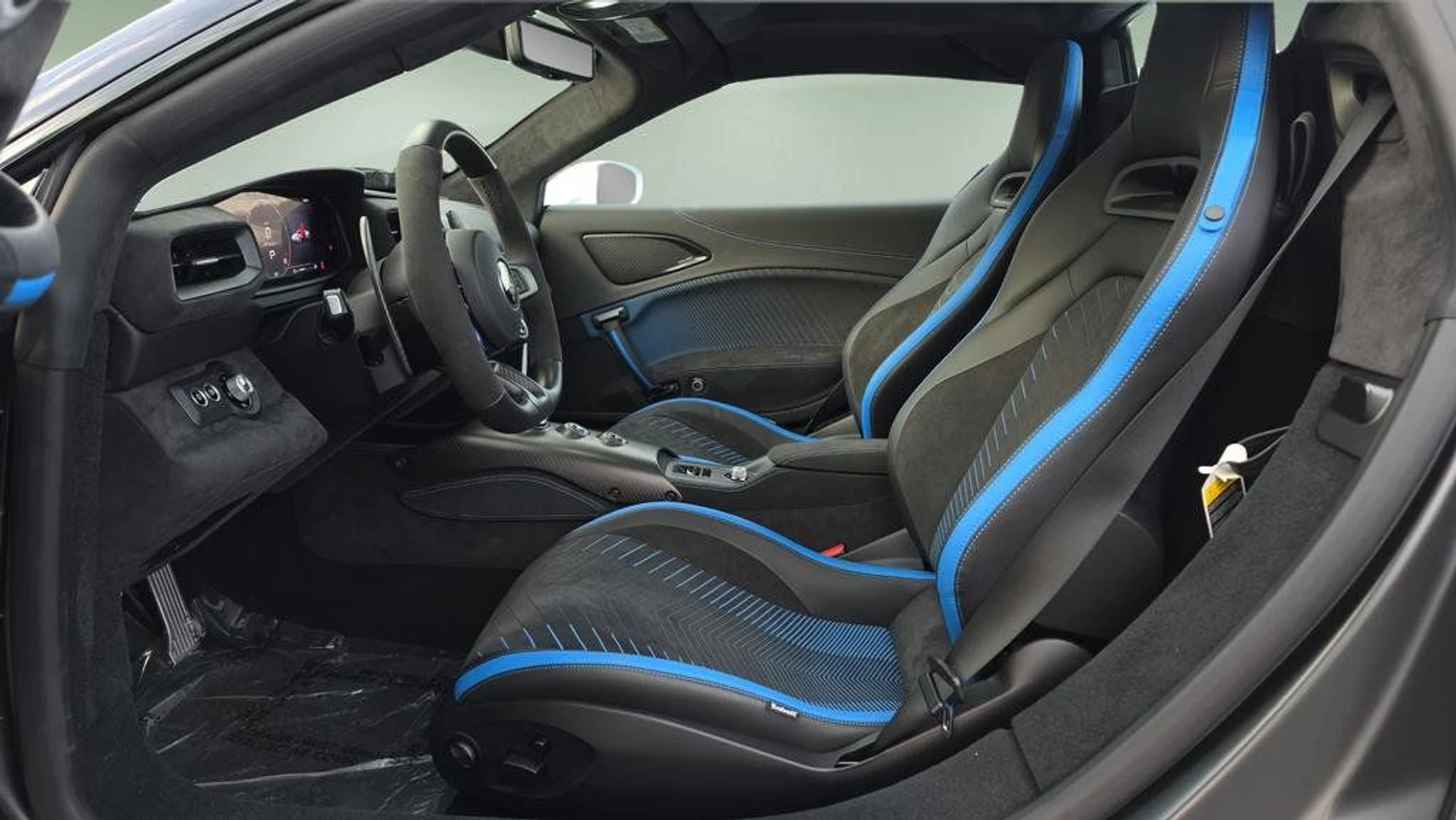 mph026_694022344_407302bf479241c893fb4db27c903a22_2b09e7863a