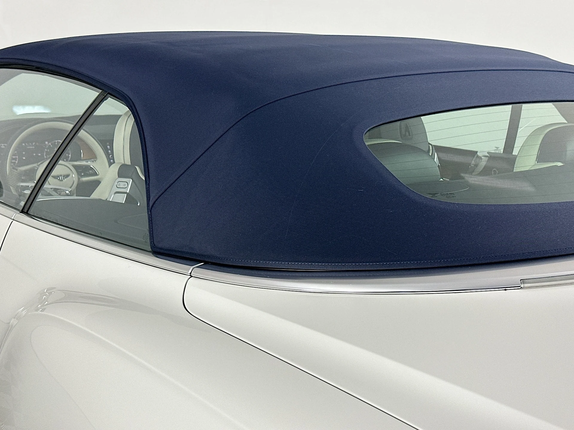 mph026_696208456_27_5beb8e4e86