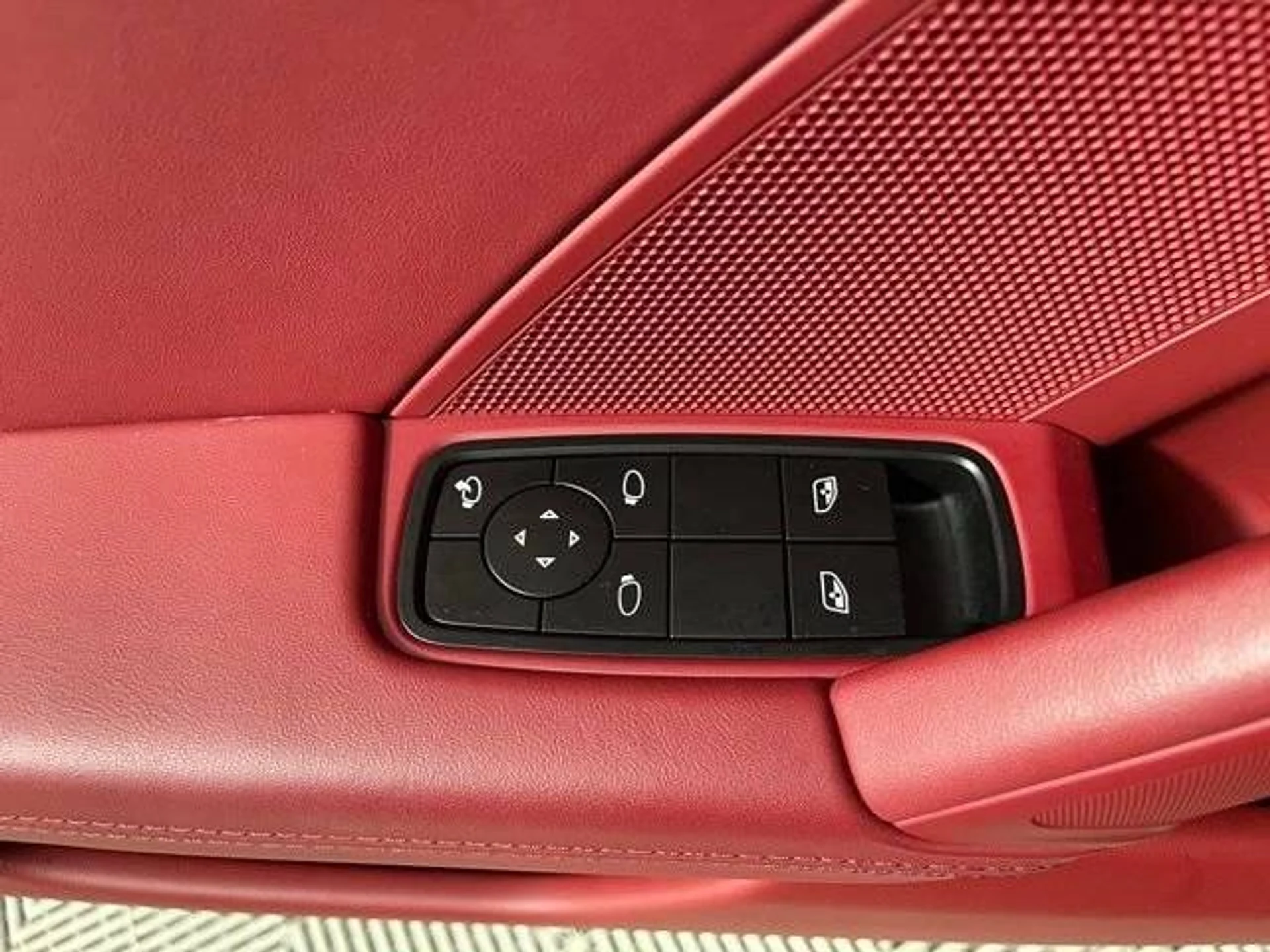 mph026_705842594_160a7c521978ac25cce7a22fe04ade07x_3fa36b4431