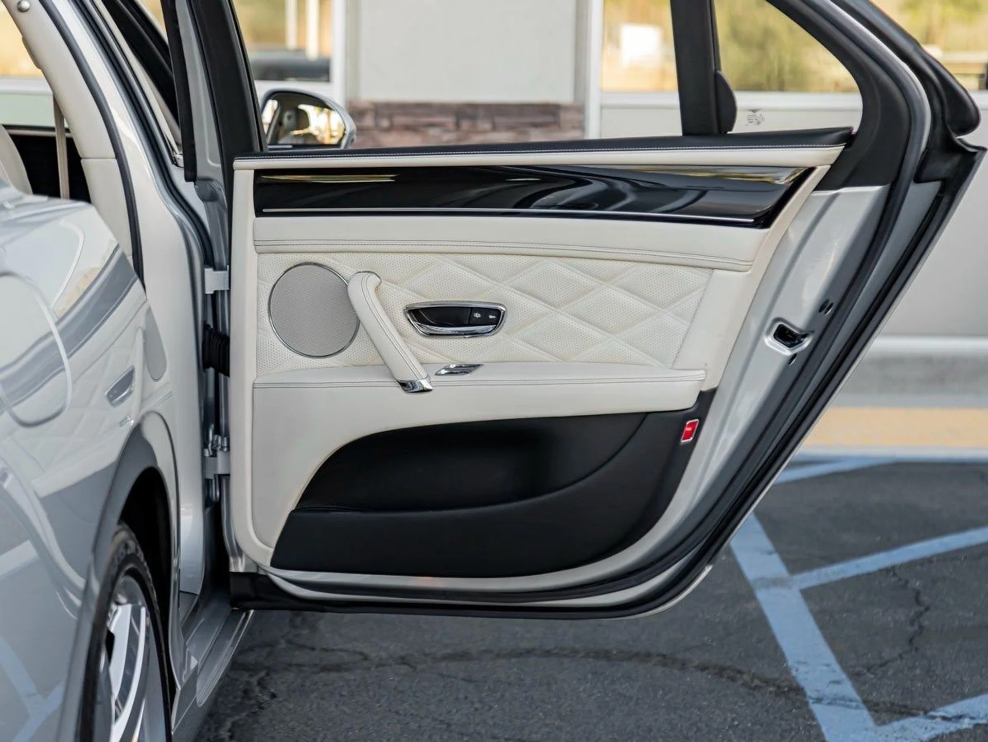 mph026_711677510_27_87d2c7afdc