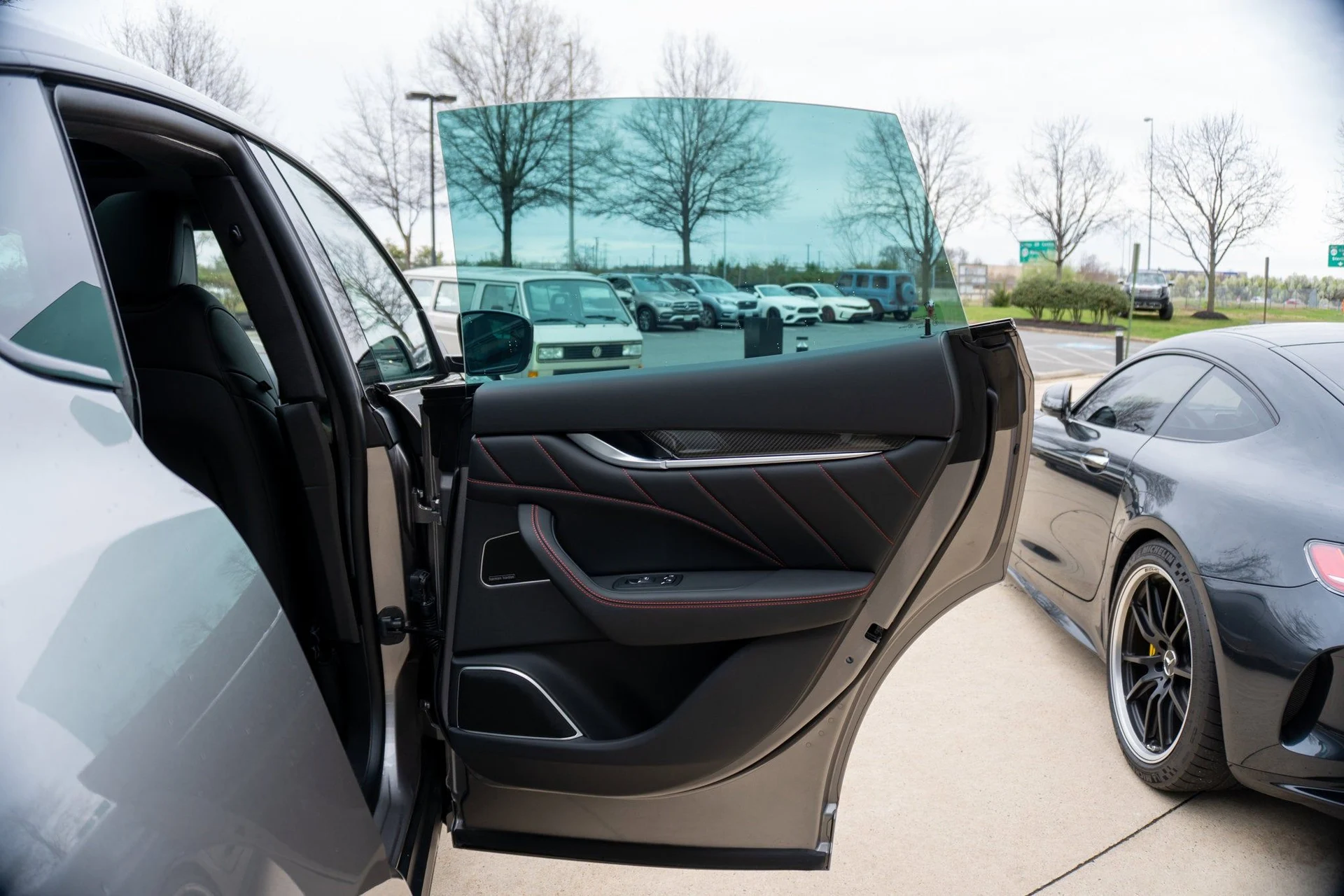 mph026_715191382_b01ac5fcb8bd460ab5a98ba735744bb0_798965e613