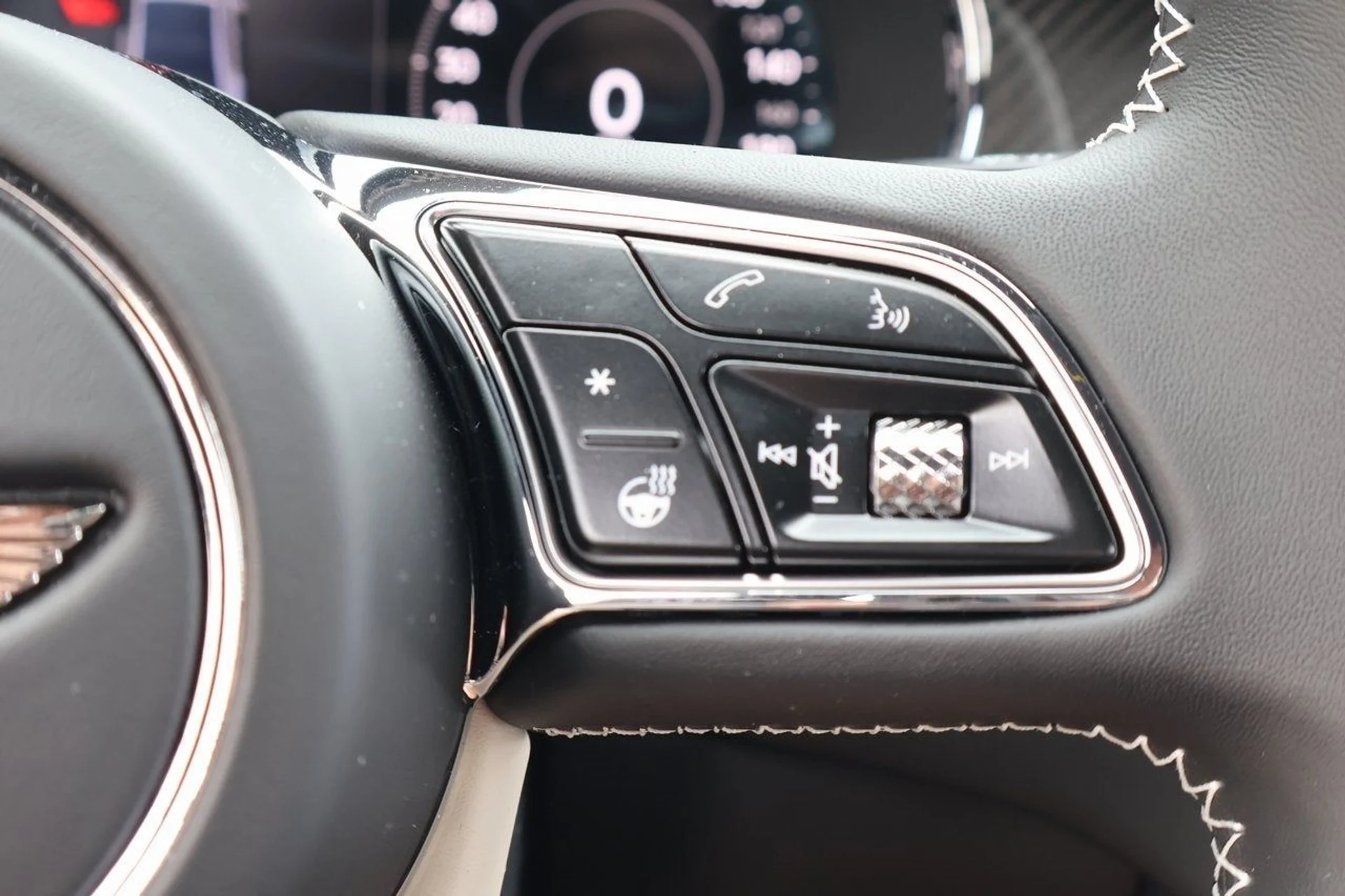 mph026_715434754_27_78477053d1