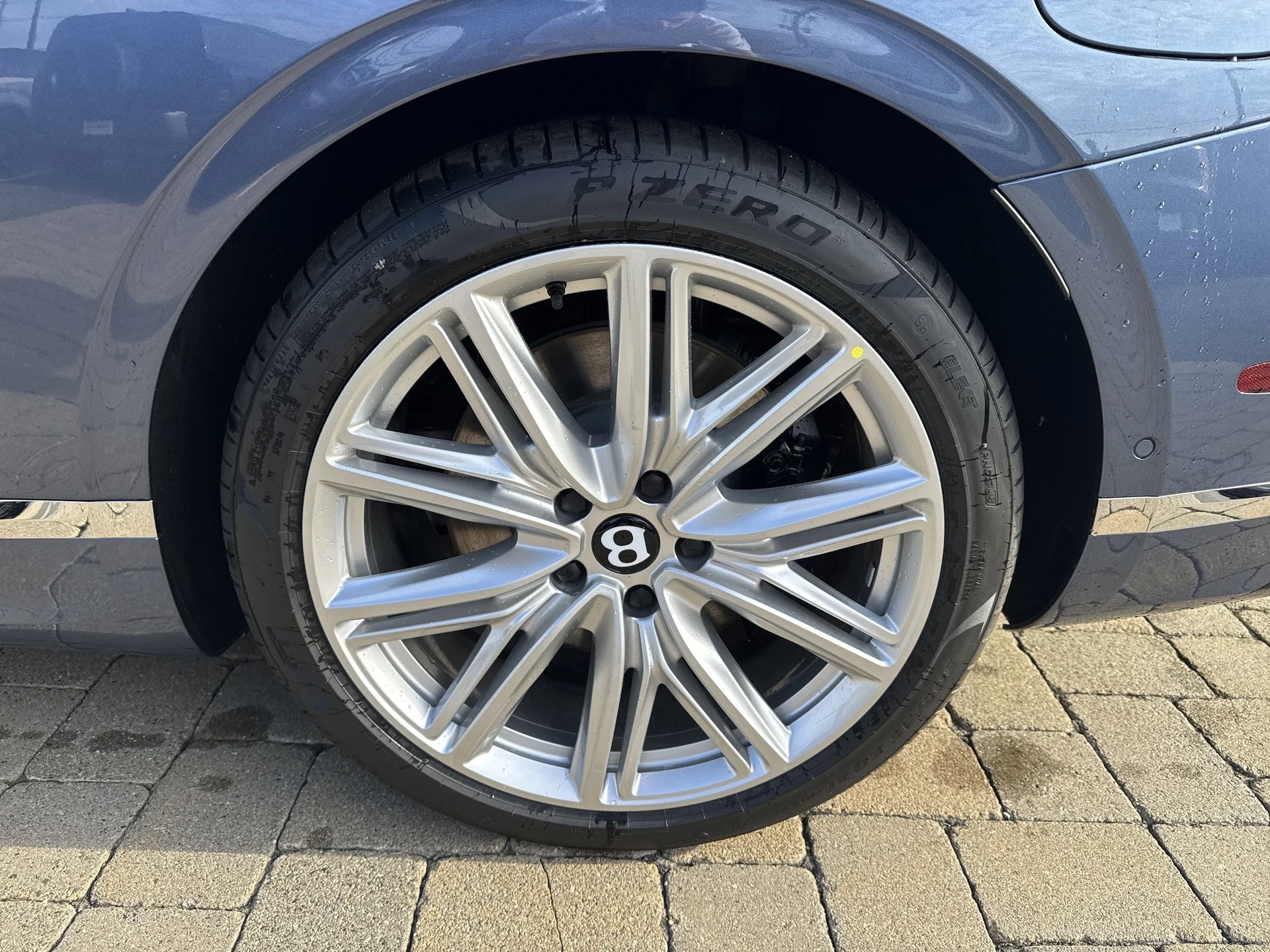 mph026_716645117_5e2ef1b7fcb1d21c8aa93ea16aec880ax_5a00ab2e97