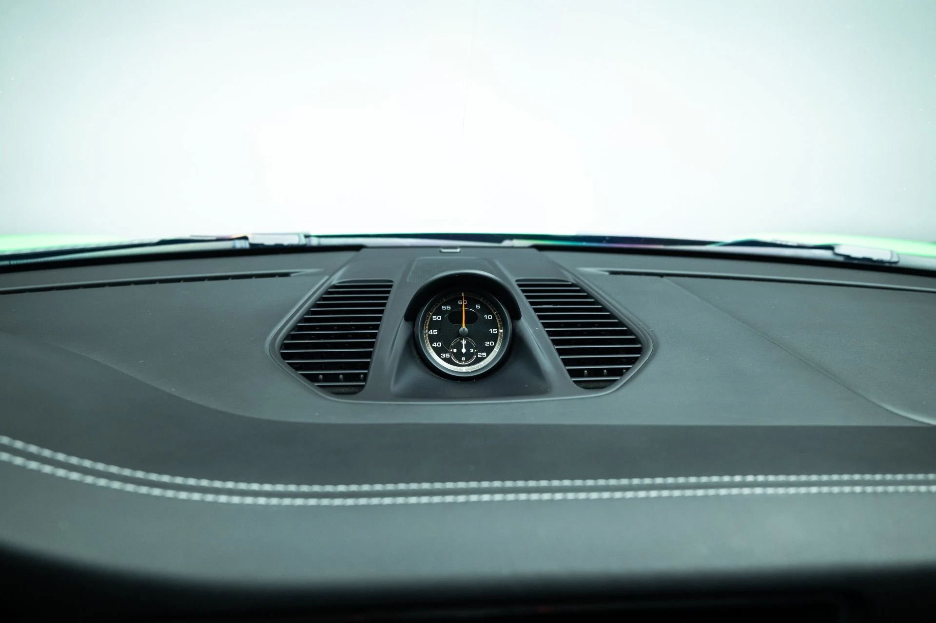 mph026_728300173_12045_p27_l_6a251987fa