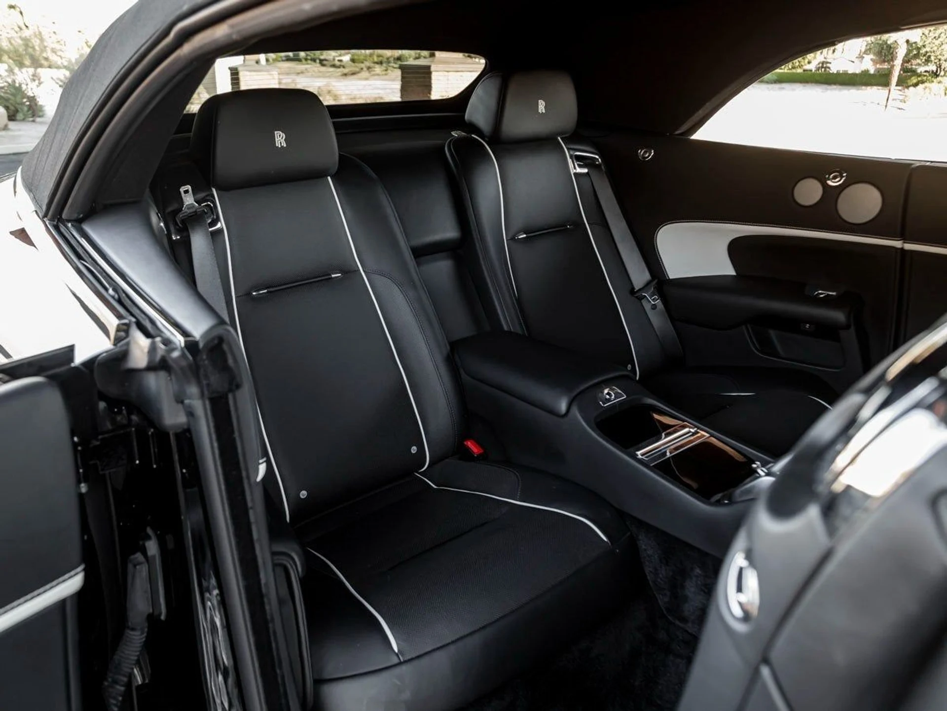 mph026_733722765_27_26f9ce2982