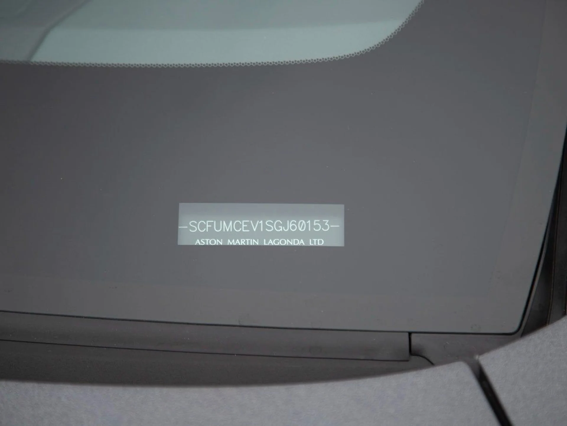 mph026_73906641_27_ad4dfad975