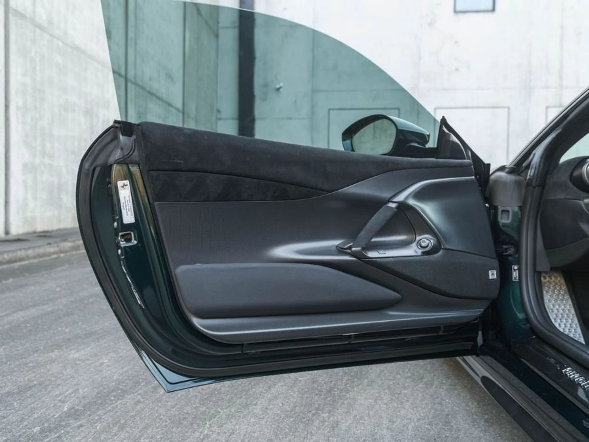 mph026_740591985_7260ddb8_58cd_4be7_a0ca_239d87a8841c_4053a3a493