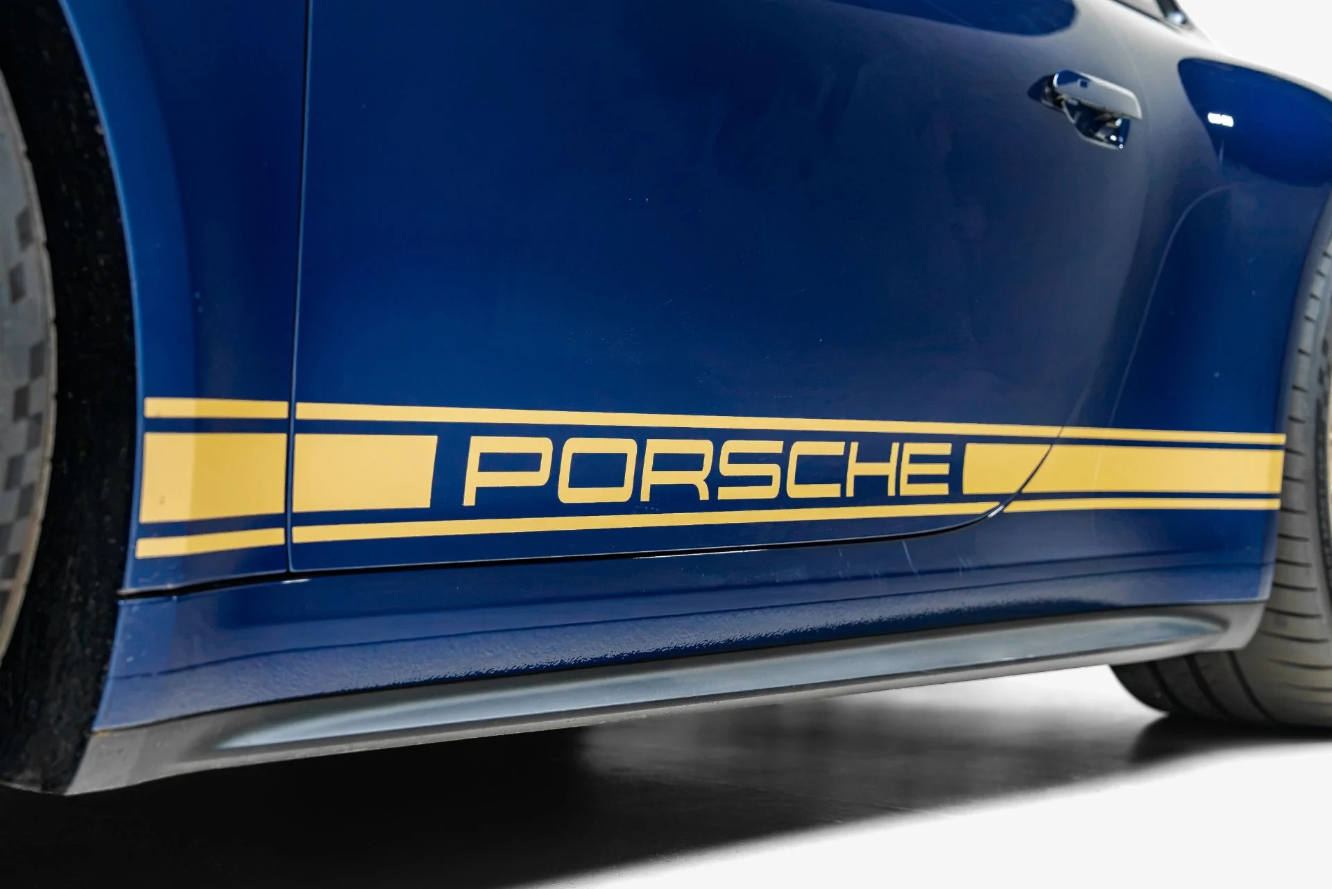 mph026_746644407_Used_2026_Porsche_911_GT_3_Touring_1787009950_d7b672c1d8