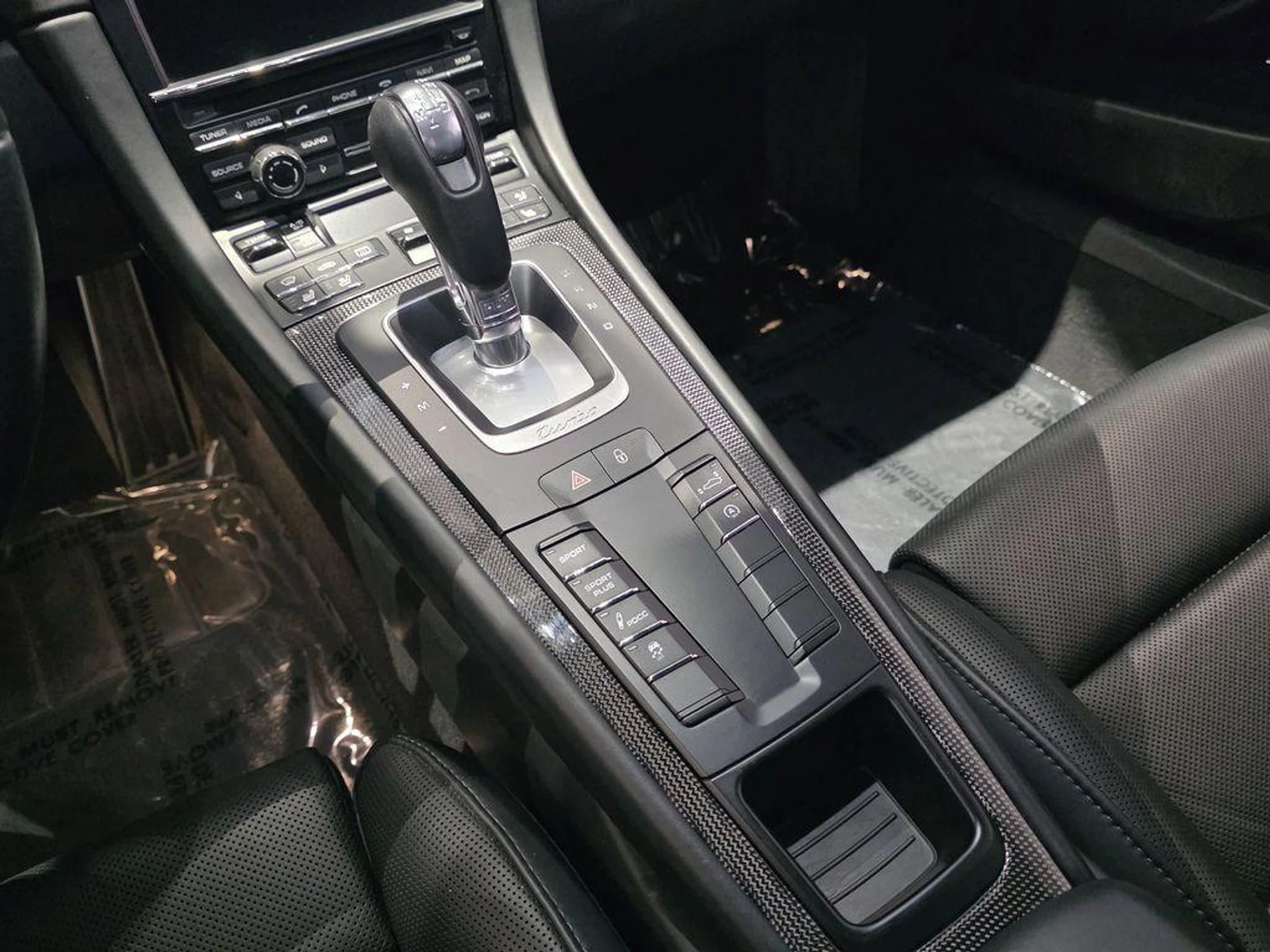 mph026_758850725_Eqrug_HS_Ugp_P0p4l_FH_Lj_Pbp91_T4_a19af3608c