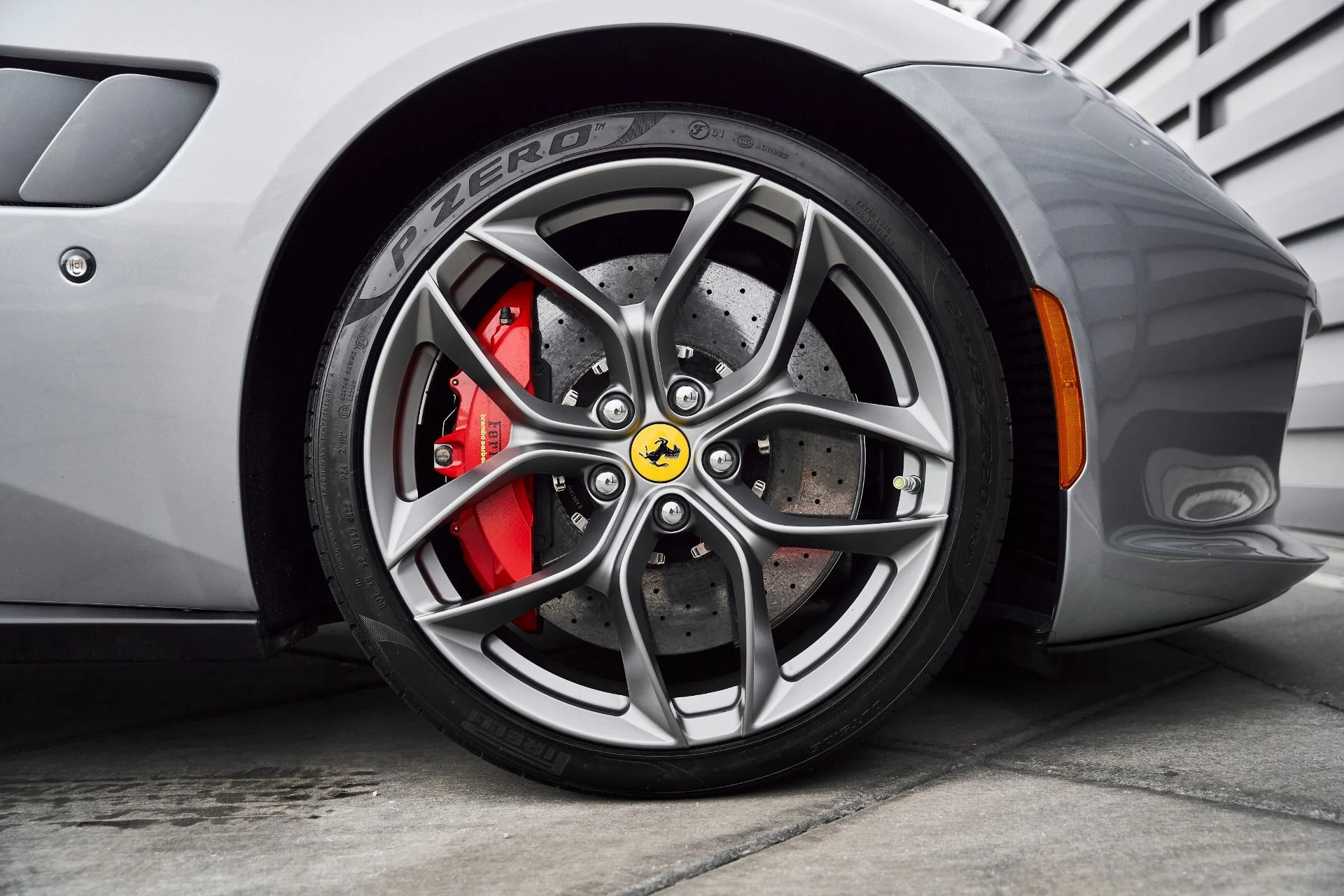 mph026_760965512_Used_2020_Ferrari_GTC_4_Lusso_T_1766785882_64deb55a62