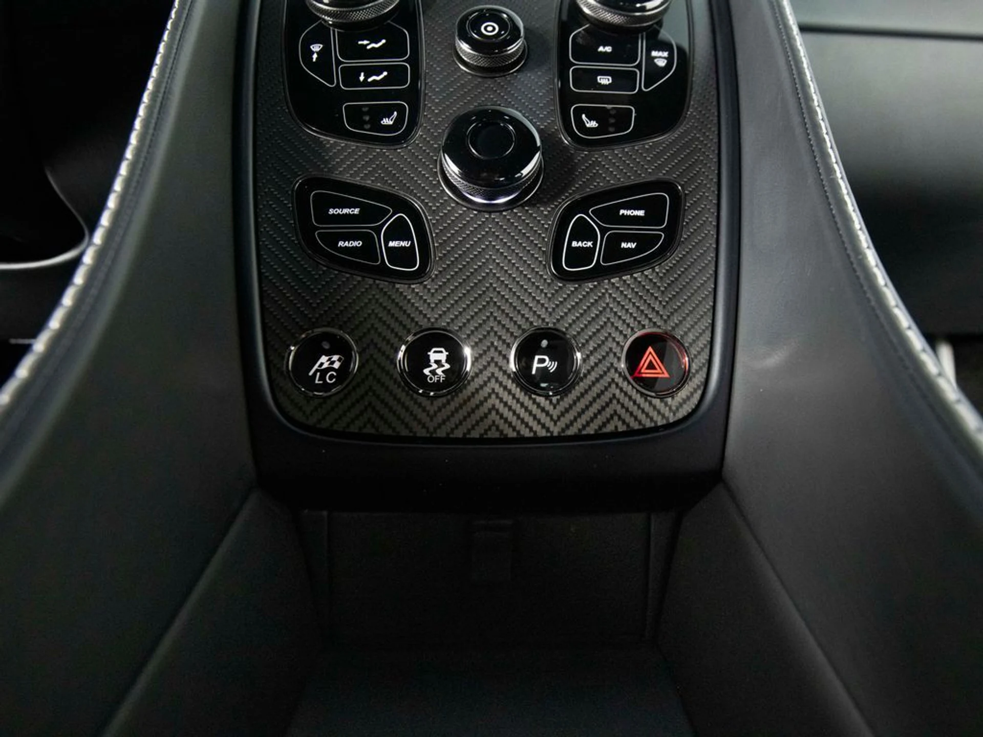 mph026_761167644_a858f1e6f8de6c29b753196c39f60e2ex_3833bab65e