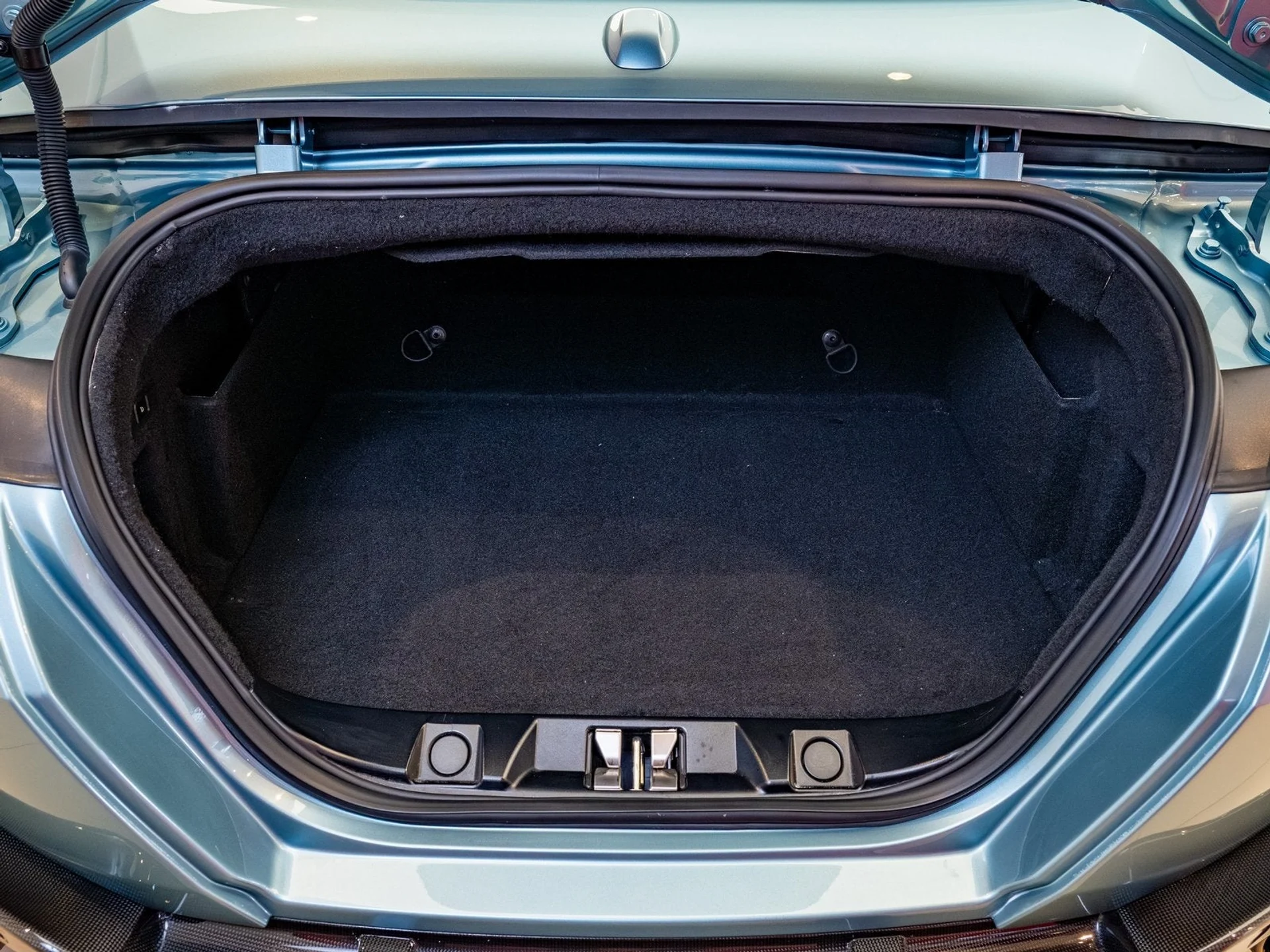 mph026_761170877_27_b3769ed9e1