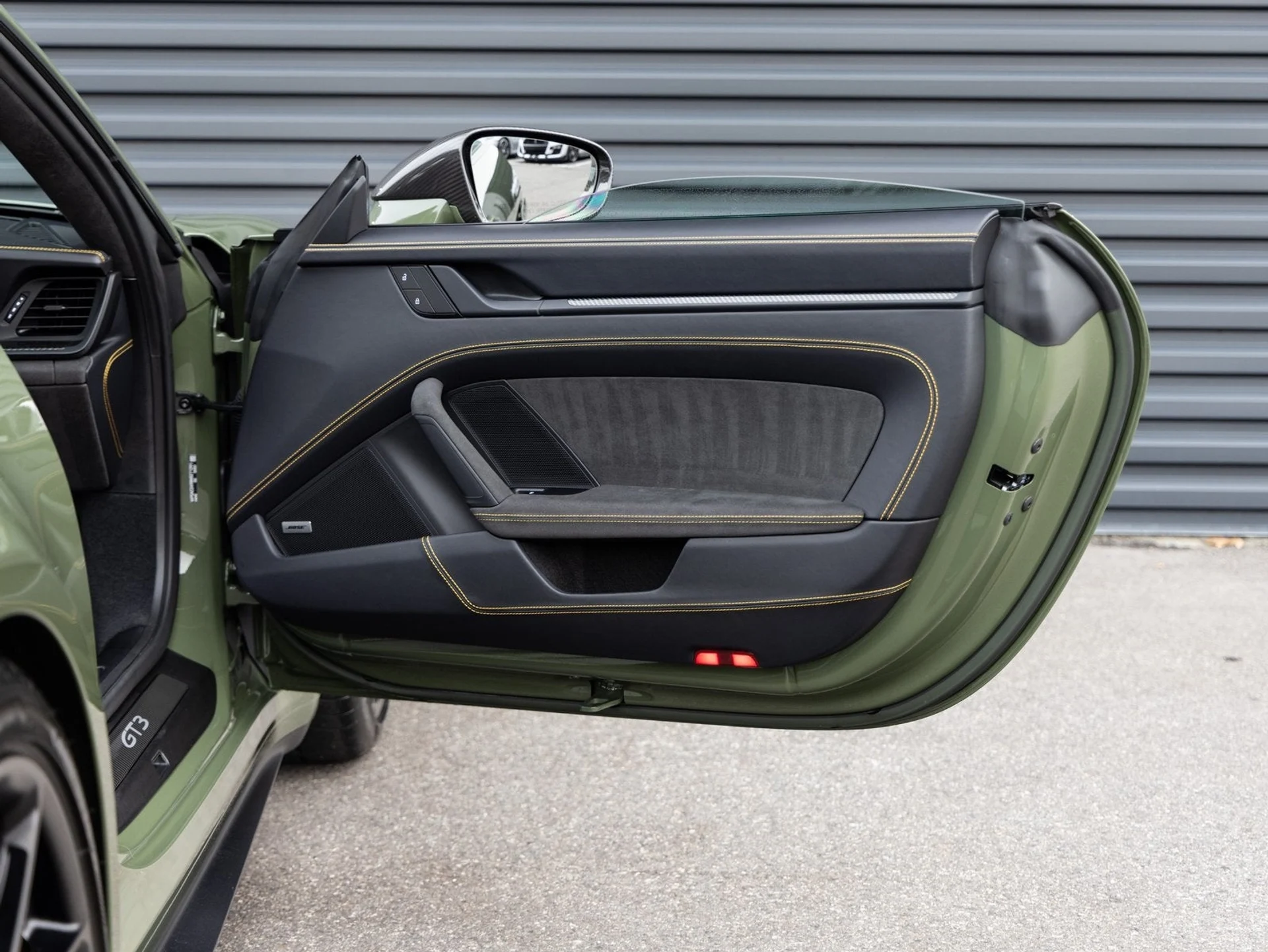 mph026_76119535_27_9b9e40cd9d