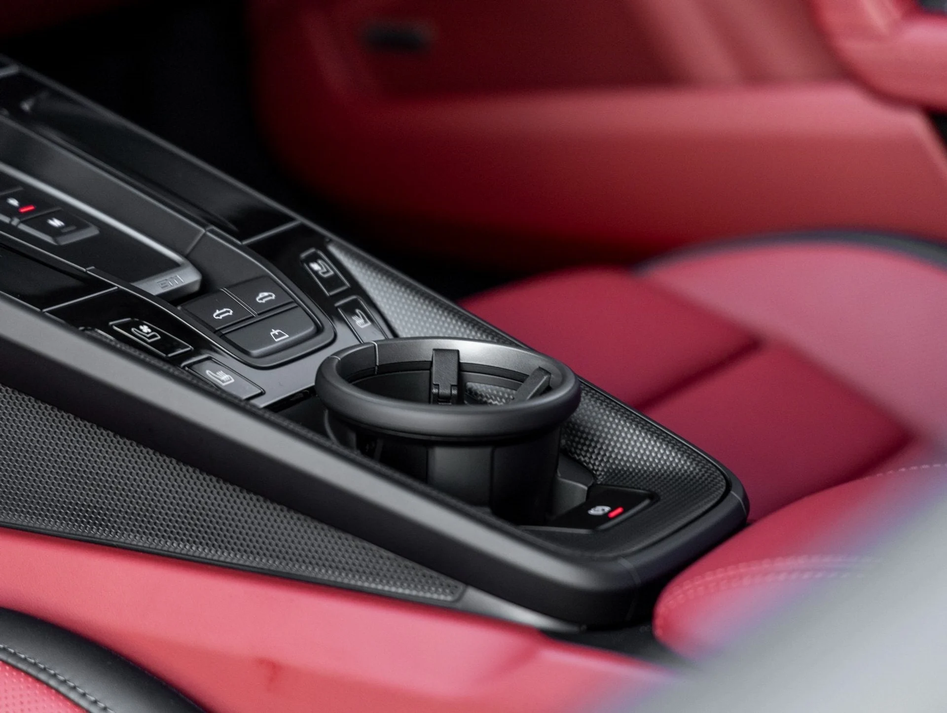 mph026_763192126_27_fb7f9bc3c6