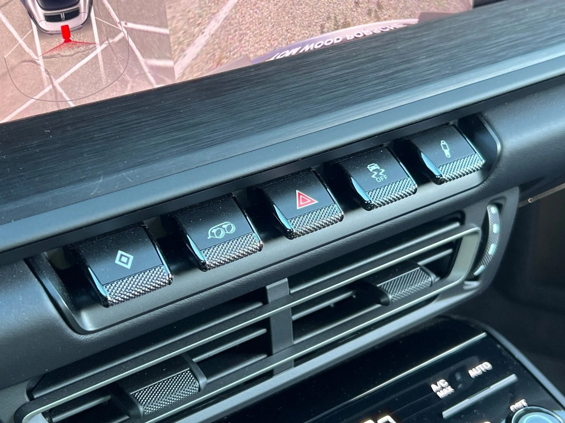 mph026_769333919_ac023703a608eb0d769fb597583be9bdx_1ca355bc52