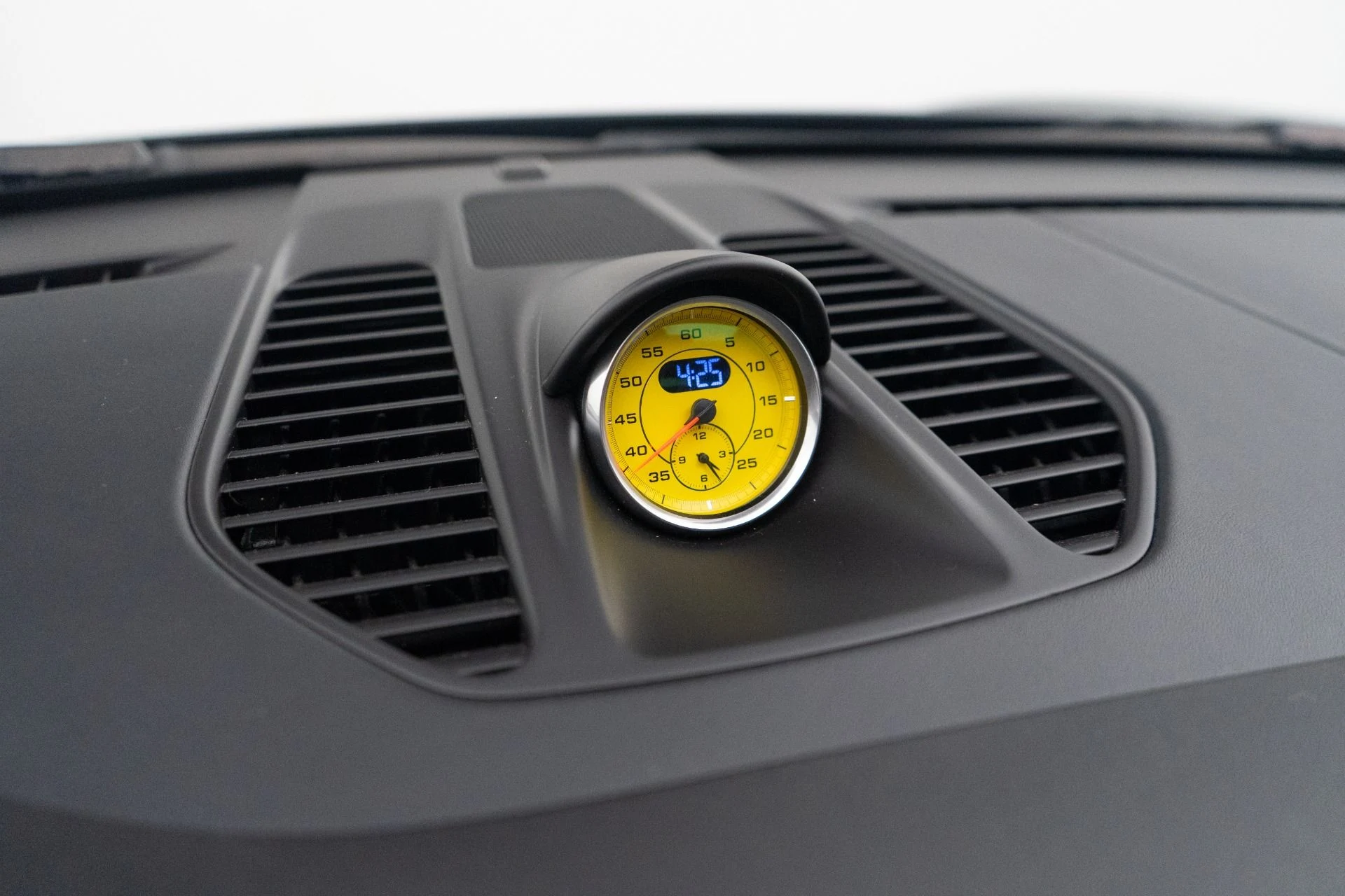 mph026_775350538_Used_2014_Porsche_911_Turbo_S_1758120142_aae920b819