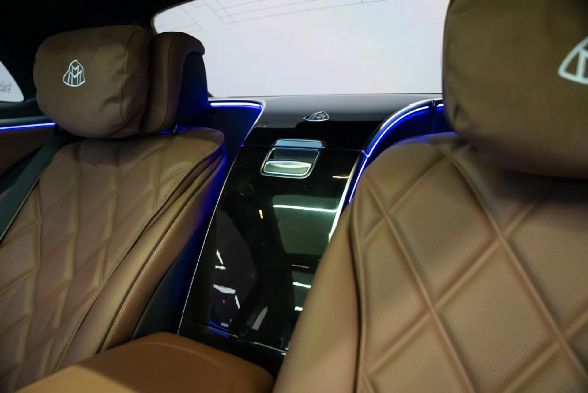 mph026_78071871_mercedes_benz_s_class_2024_jpg_v_1773863537_abf3fc76da