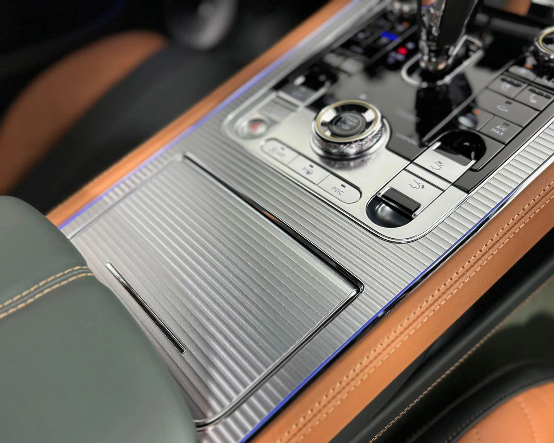 mph026_791612050_0fc5765caff04f43a235e45803ee69f1_9d27296630