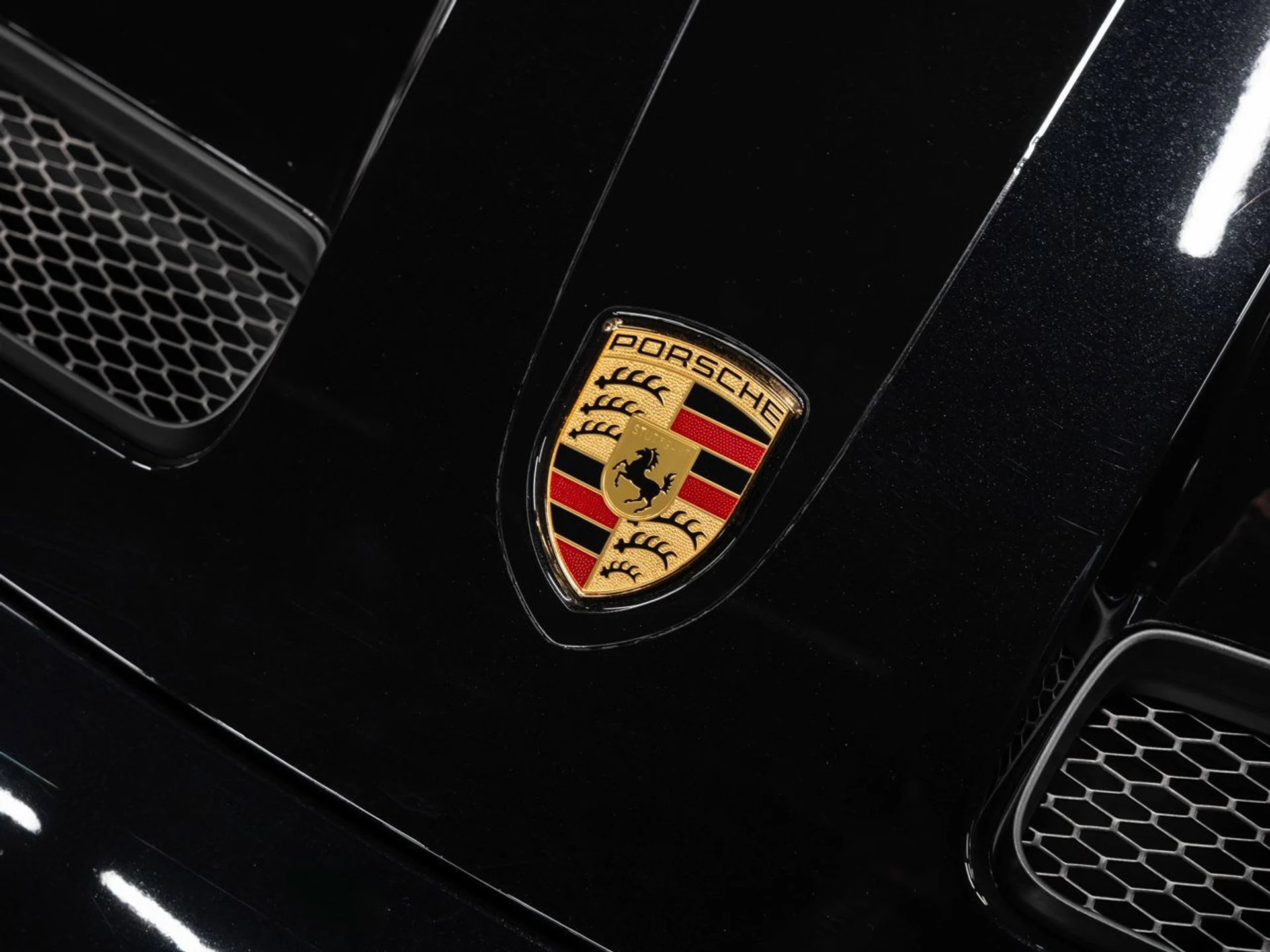 mph026_792367133_porsche_911_2022_e84ae5247b