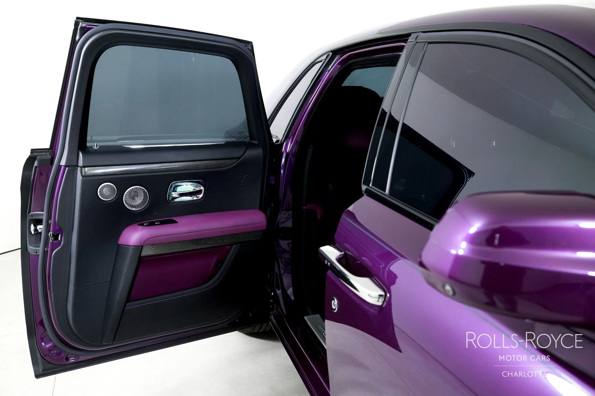 mph026_795641594_Used_2022_Rolls_Royce_Black_Badge_Ghost_1772490971_0da7ff44cd