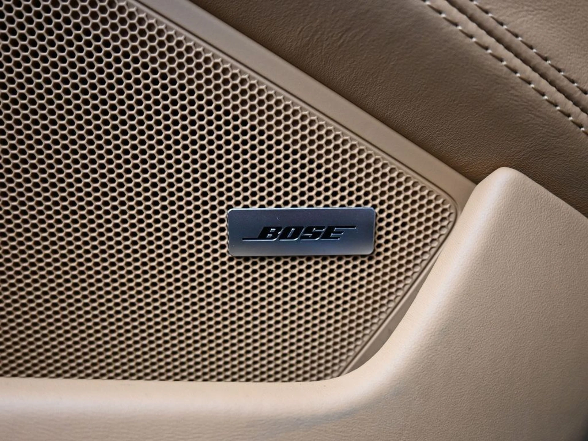 mph026_803480973_0ff8a8336719095ec96321d86c691459_5c5c5f73b9