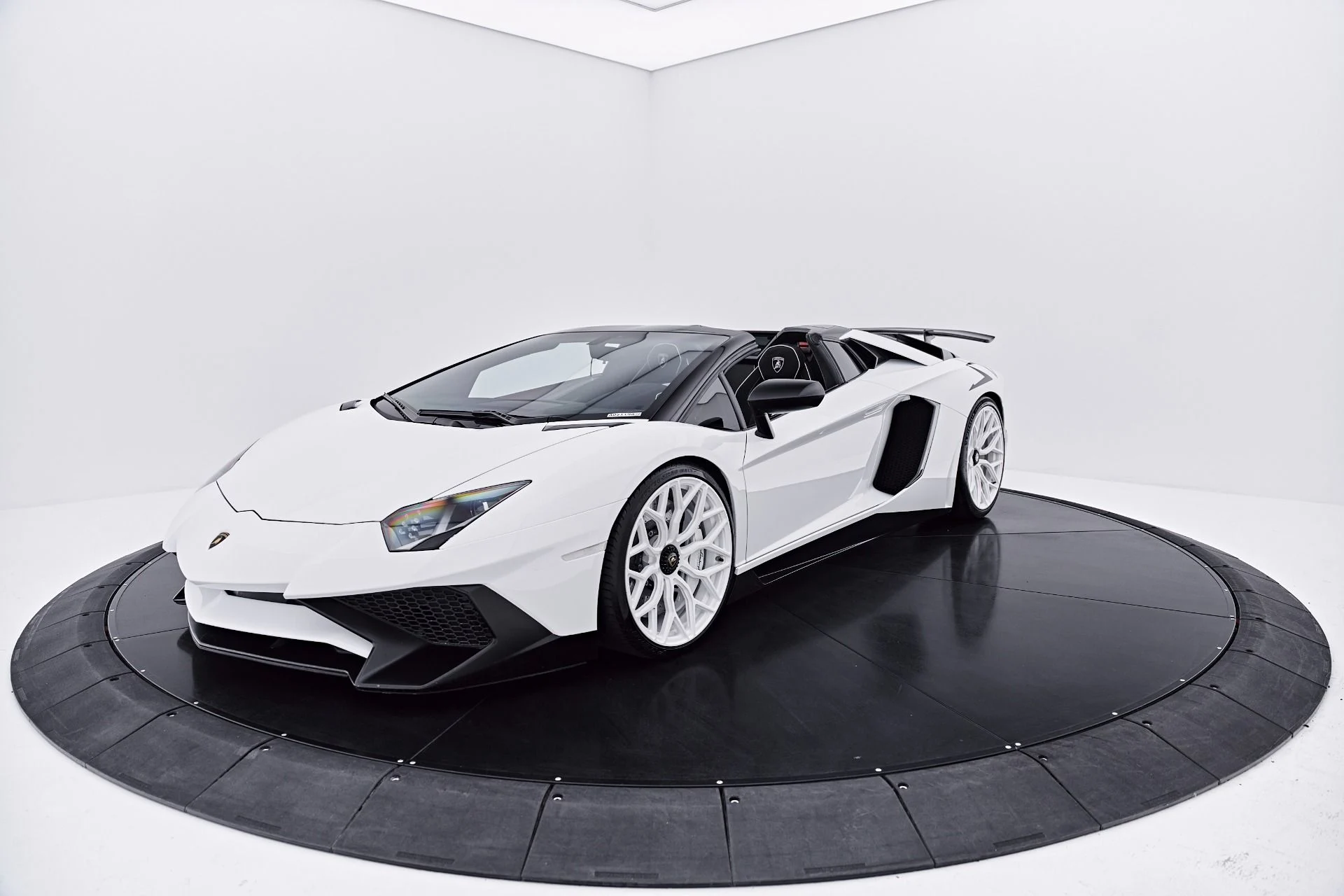 mph026_808191078_Used_2016_Lamborghini_Aventador_LP_750_4_Super_Veloce_1785199418_53ce3f8248