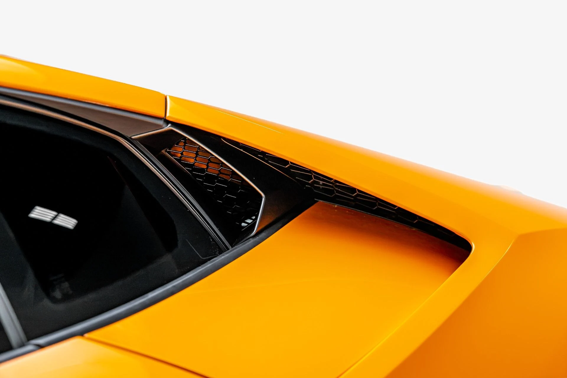 mph026_812181056_Used_2023_Lamborghini_Huracan_EVO_RWD_1783715395_9bad29f173