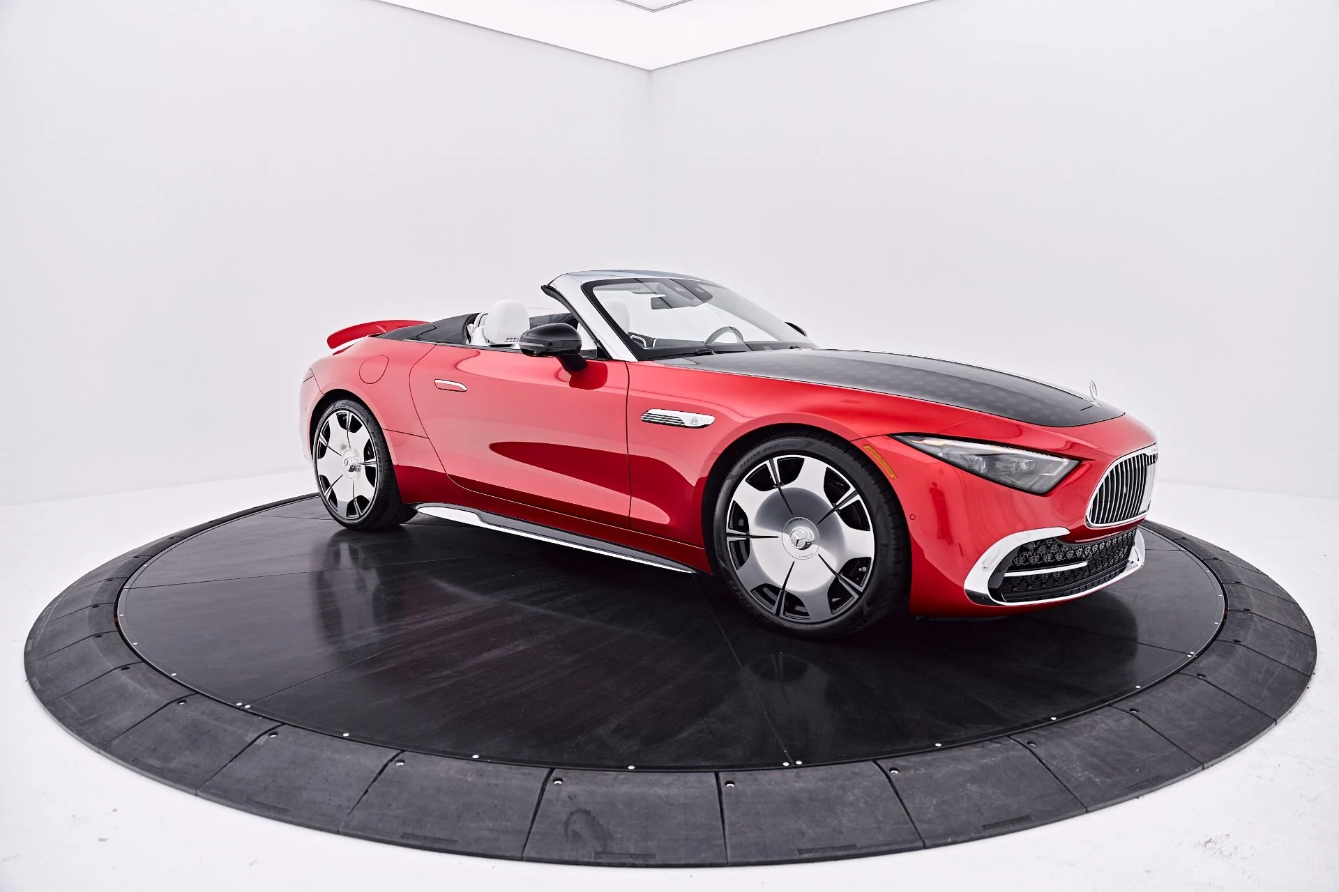 mph026_812534578_Used_2026_Mercedes_Benz_SL_Class_Maybach_SL_680_1786583664_c993882bb1