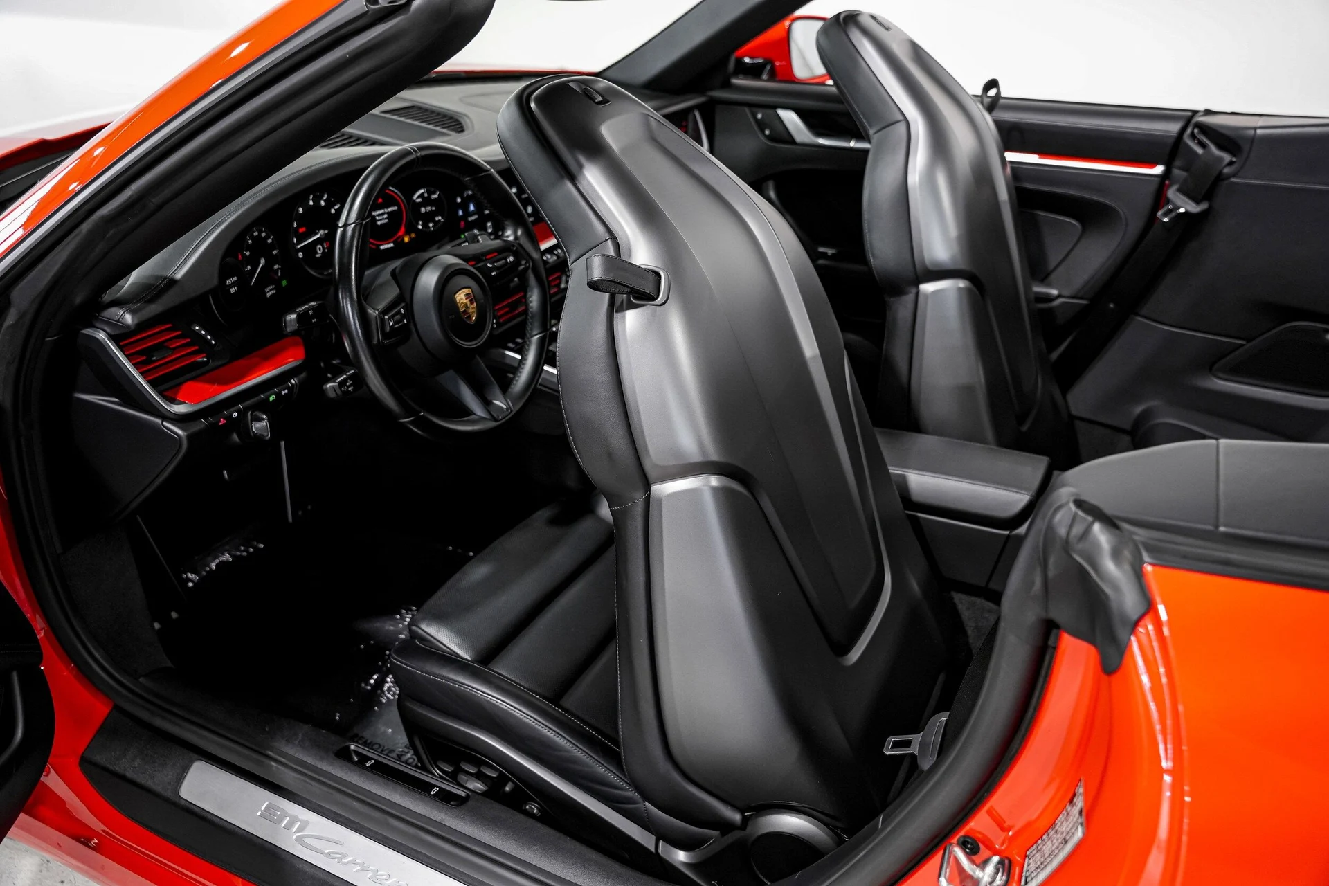 mph026_813016654_8e8cbd12e9706916ff2bb16219257e6bx_d41c1a799b