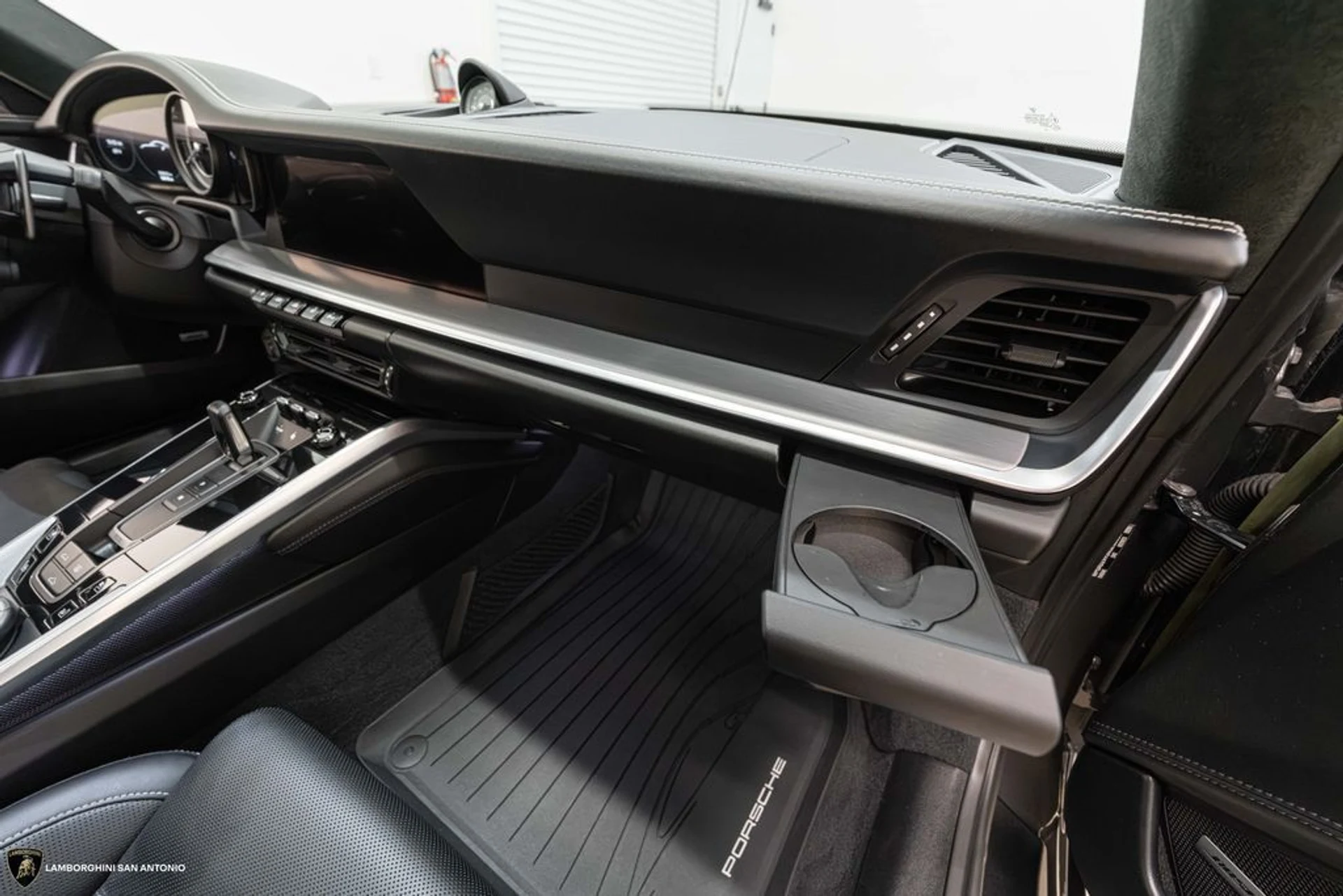 mph026_813647683_a8cc959cda7a444505c021d6f6a85fe6x_fb91ae035b