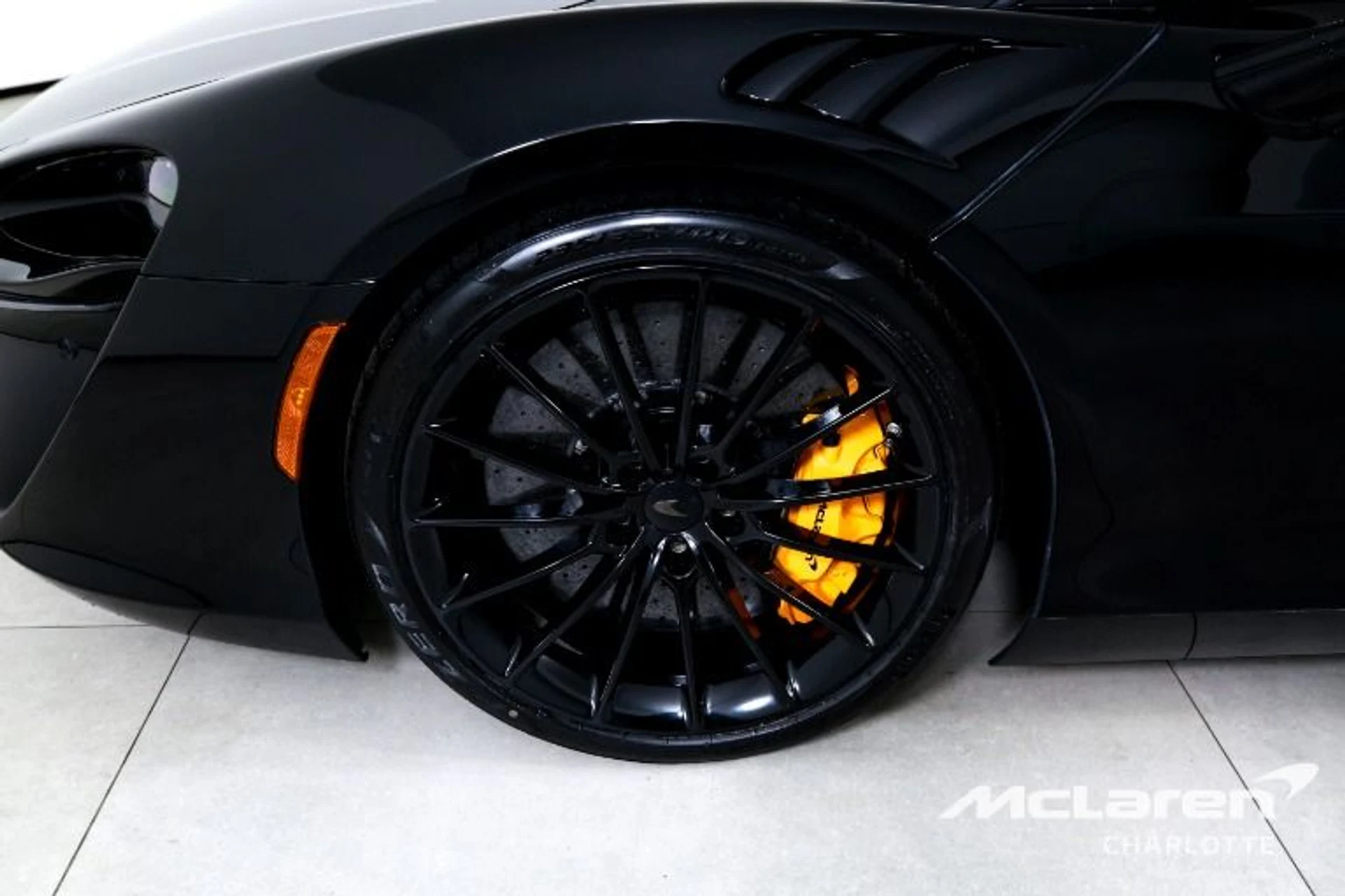 mph026_814686804_New_2026_Mc_Laren_Artura_Spider_0a5f5bf9e9