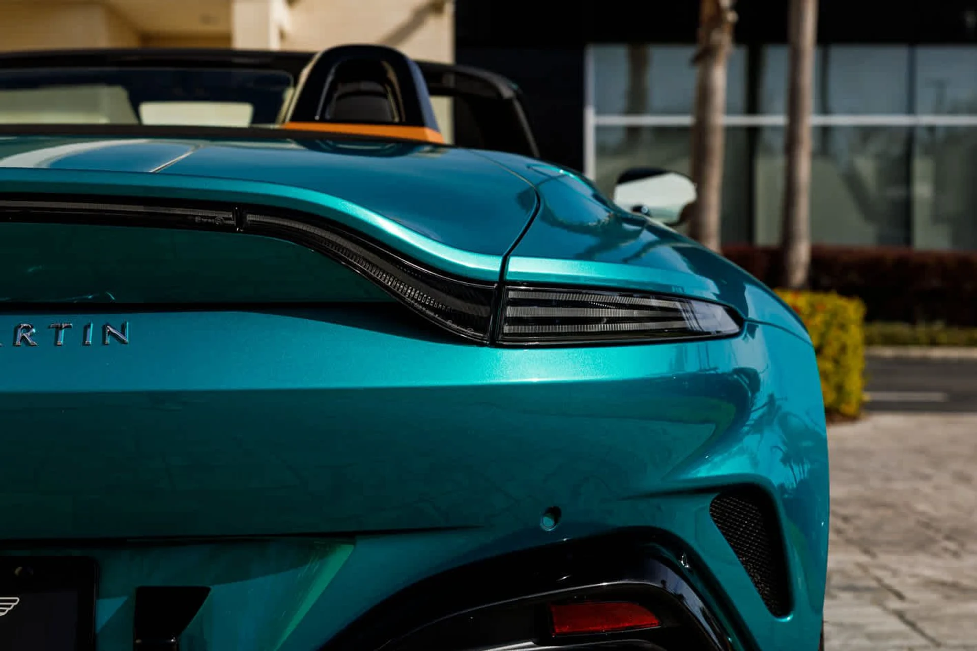 mph026_817282707_27_b61e1000a2