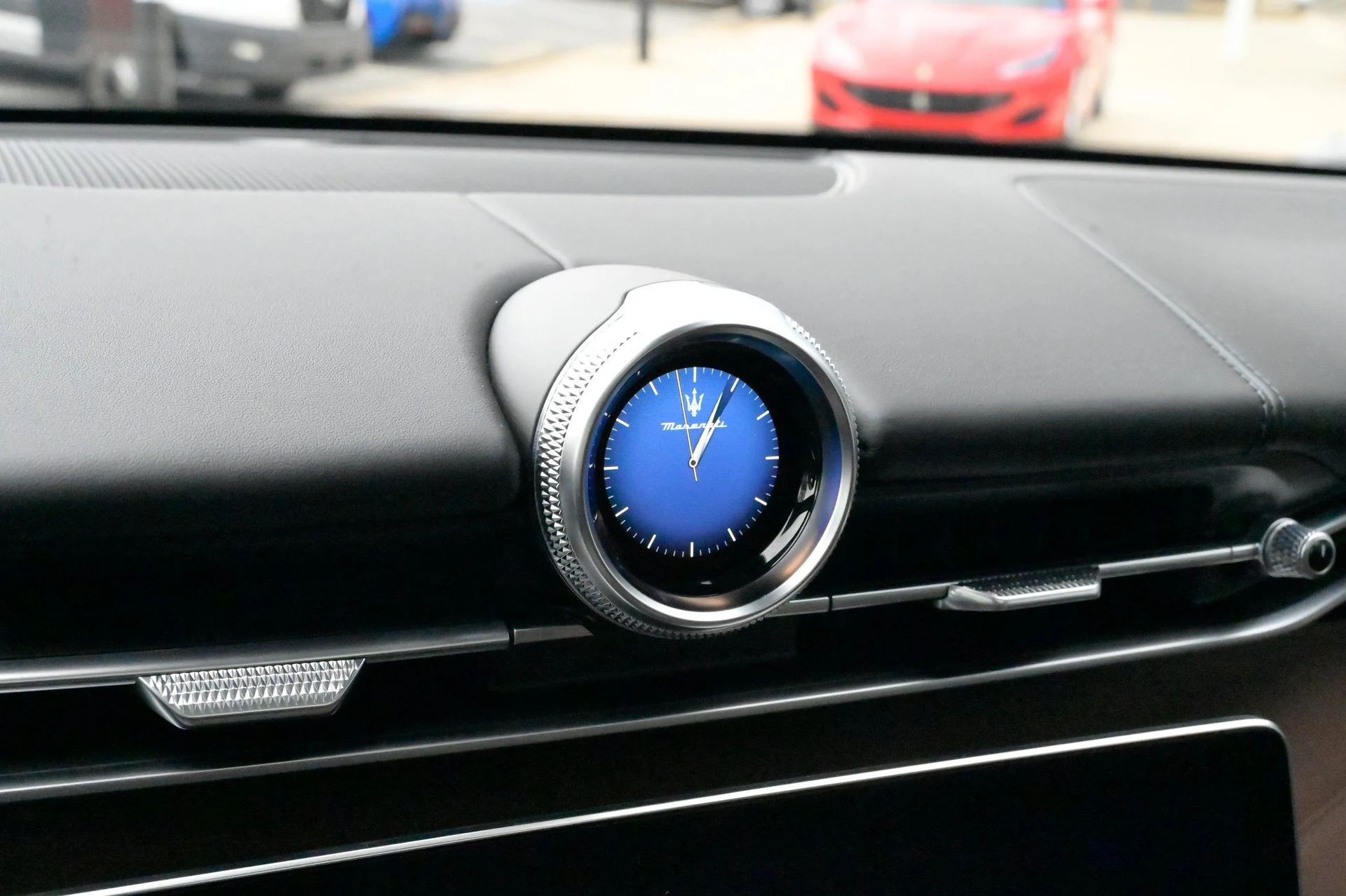 mph026_828448776_0b803330080c4687886c0bdc13e7f876_b23f146a33