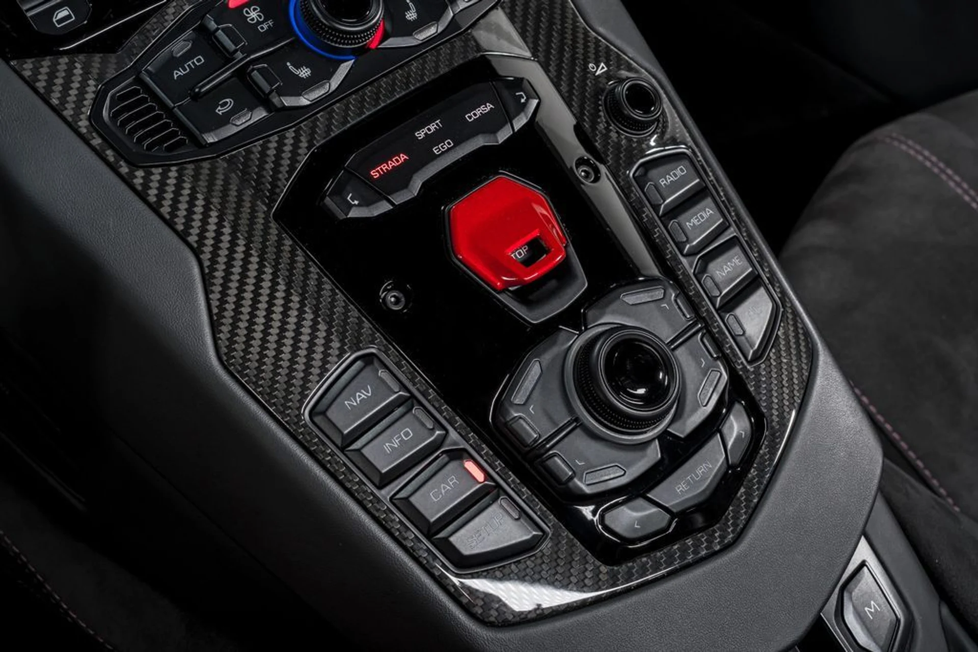 mph026_834912051_0e2fb1b60334720e0bf09874494b6147x_9070a45fec