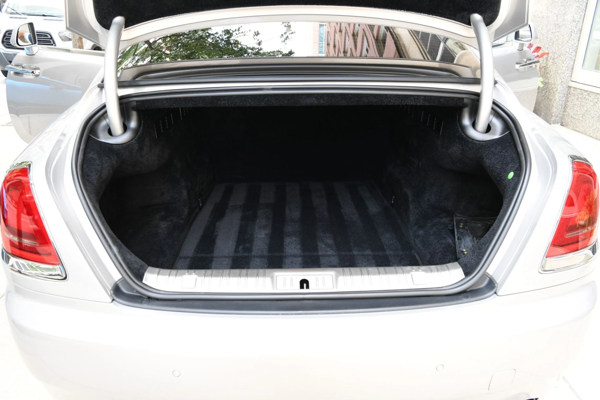 mph026_836155528_11738_p28_l_3f7f8d176e