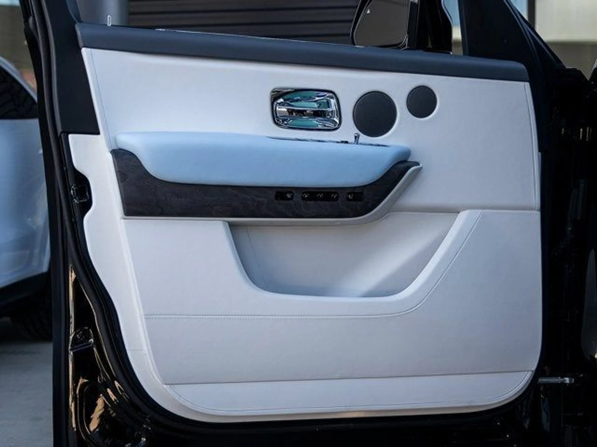 mph026_836631052_27_19189007d1