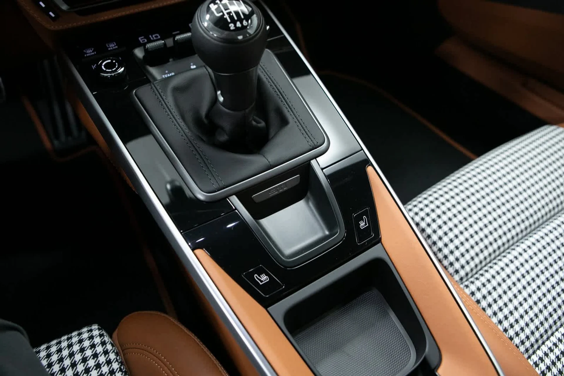 mph026_837078120_2c75be938dad3734245040174f9b6294x_41f3e50a88