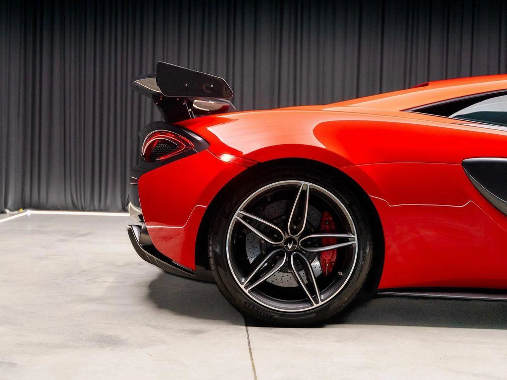 mph026_838086945_Hser5v_Gcx_Op_Vd0_Z_7_Peq_W_Ie_k_Zw_7cfaa7611c