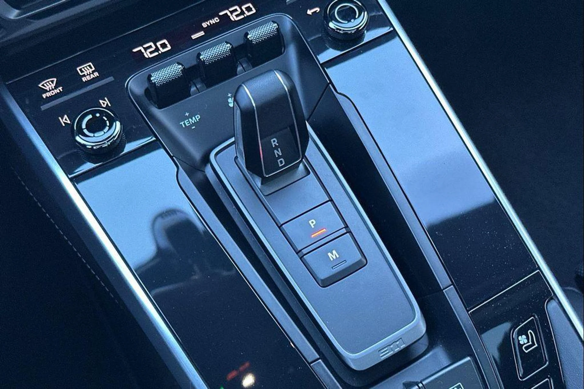 mph026_848437033_F9sz_Ue0_62_U30ox_W4_X2_YW_Awmpmc_9e6ac0cac6