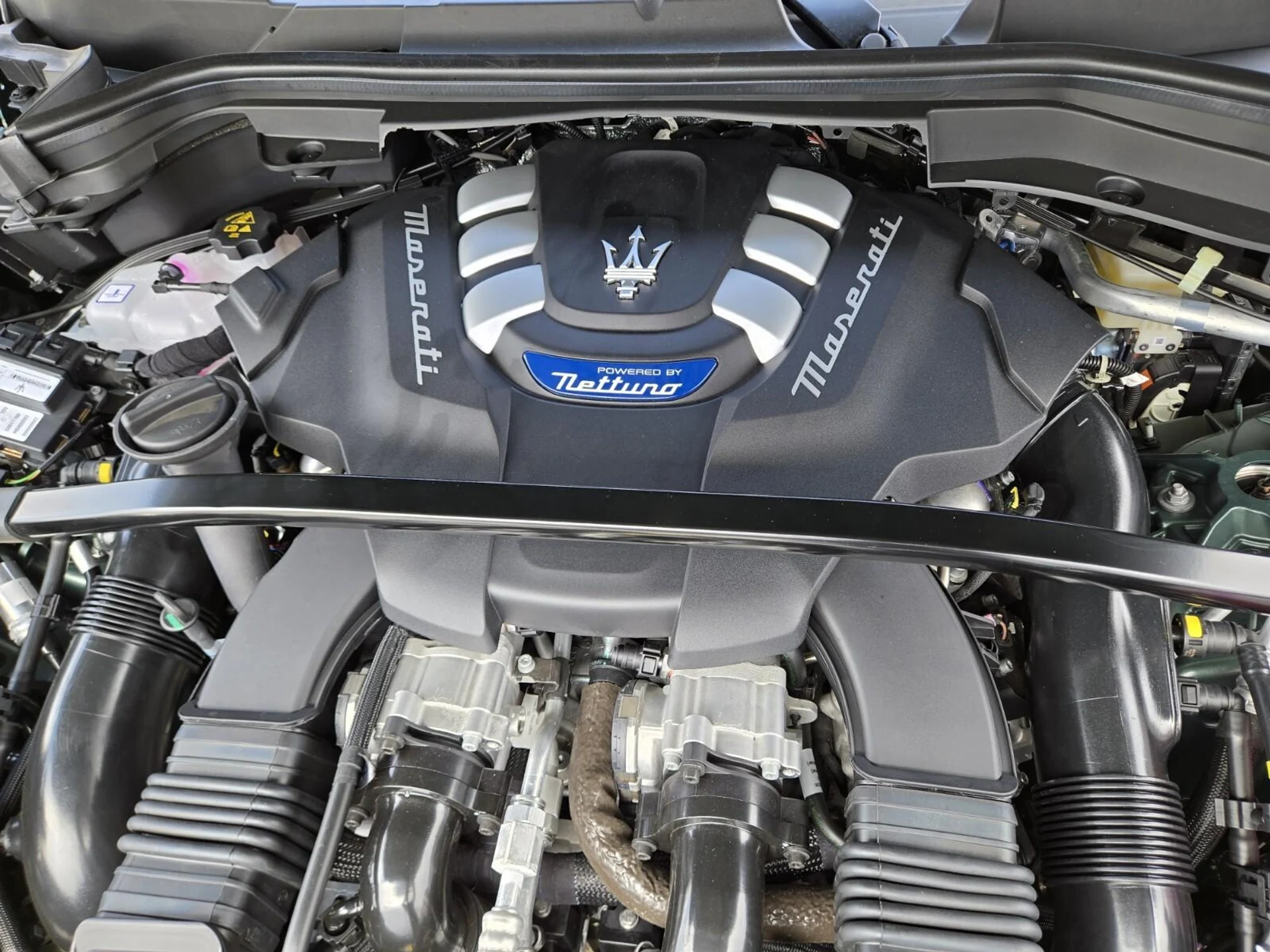 mph026_854368311_New_2026_Maserati_Grecale_Modena_1786425652_93462a7922