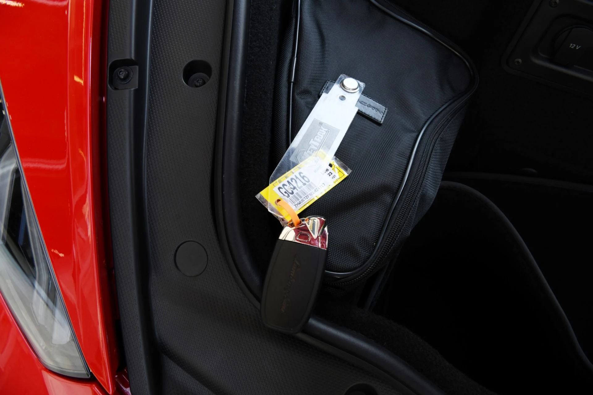 mph026_860272842_Used_2023_Lamborghini_Huracan_Sterrato_1757705681_6640105fc1