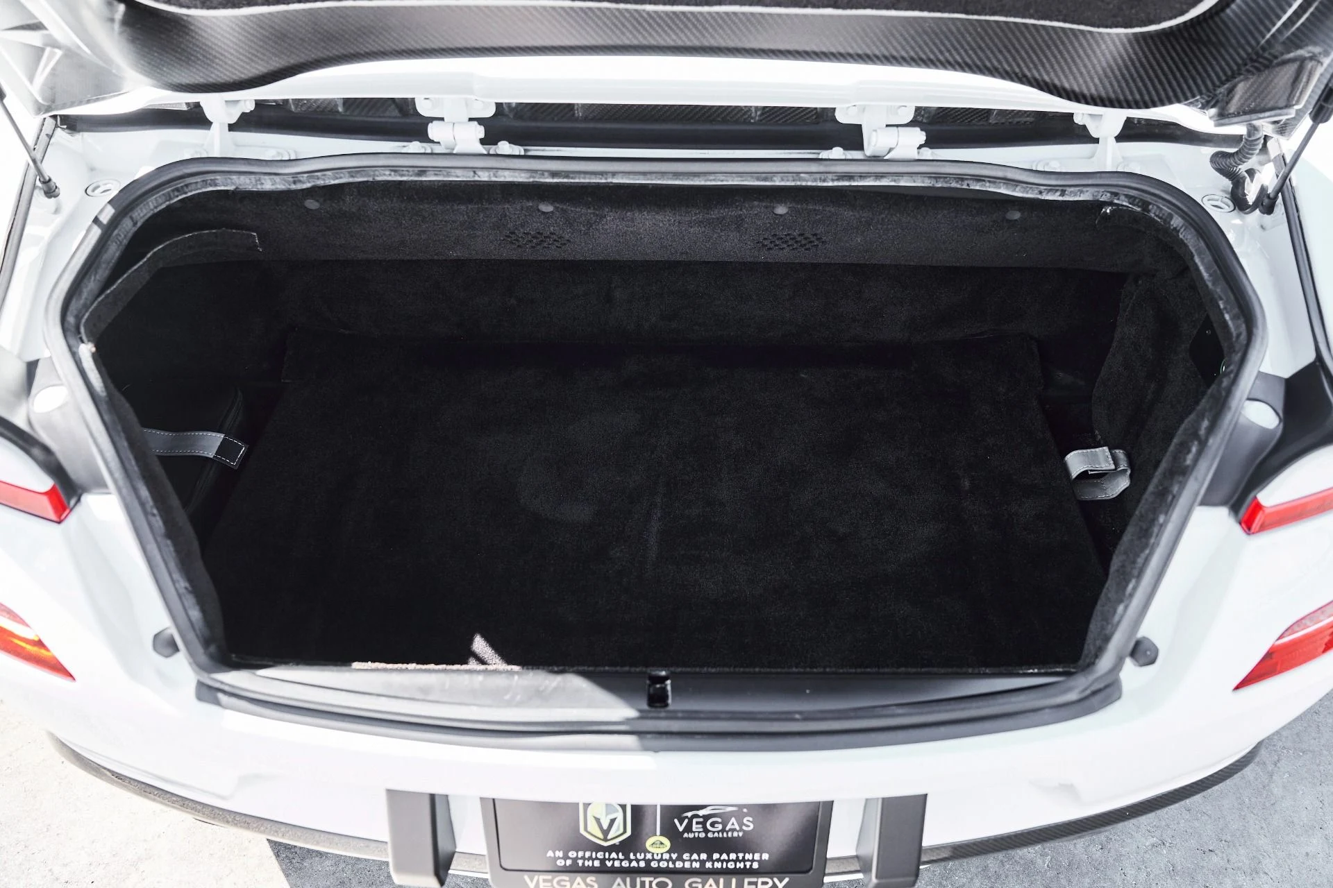 mph026_863350510_Used_2017_Aston_Martin_Vanquish_Volante_1773797509_4a8d808a8e